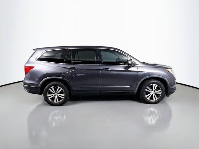 2017 Honda Pilot EX-L photo 4