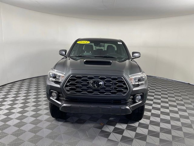 Used 2021 Toyota Tacoma TRD Sport with VIN 3TMCZ5AN5MM446853 for sale in Middleton, WI