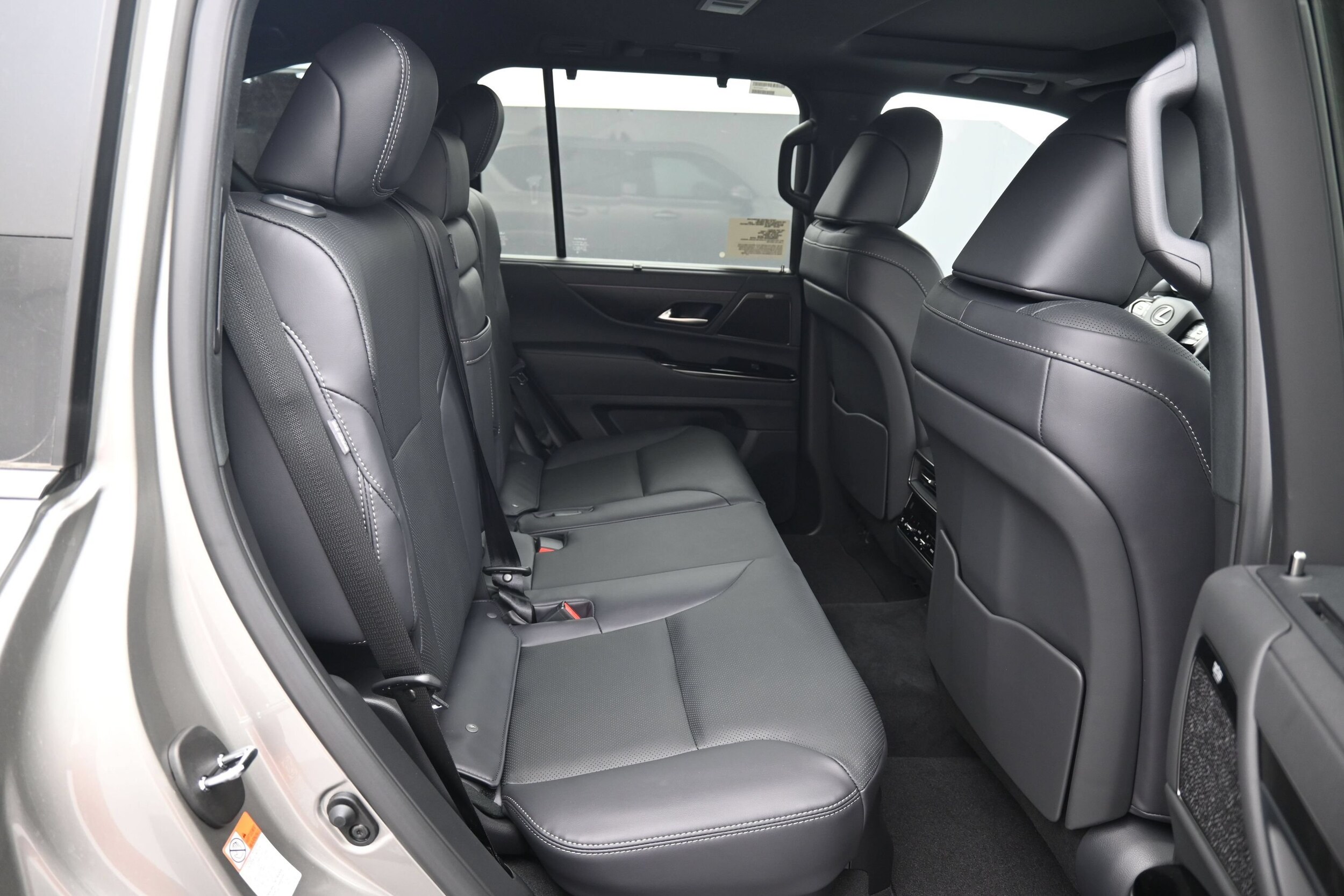 2026 Lexus LX 600 Luxury - Photo 12