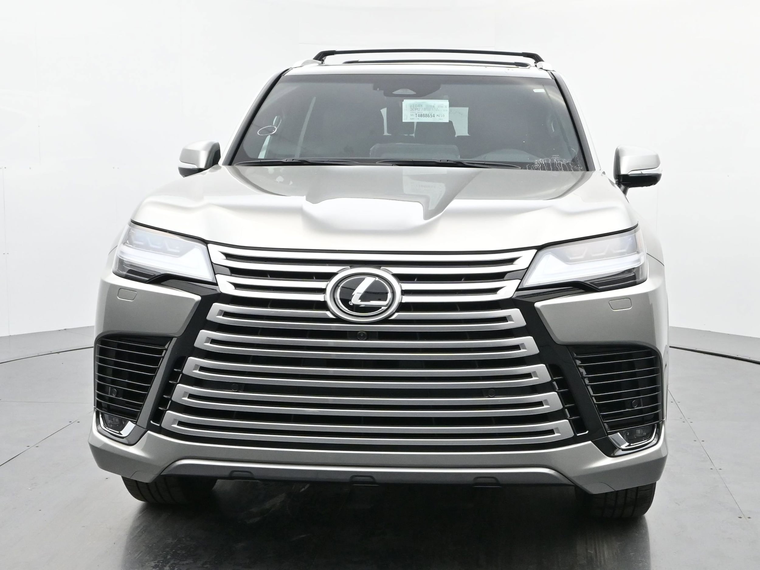 2026 Lexus LX Luxury's photo