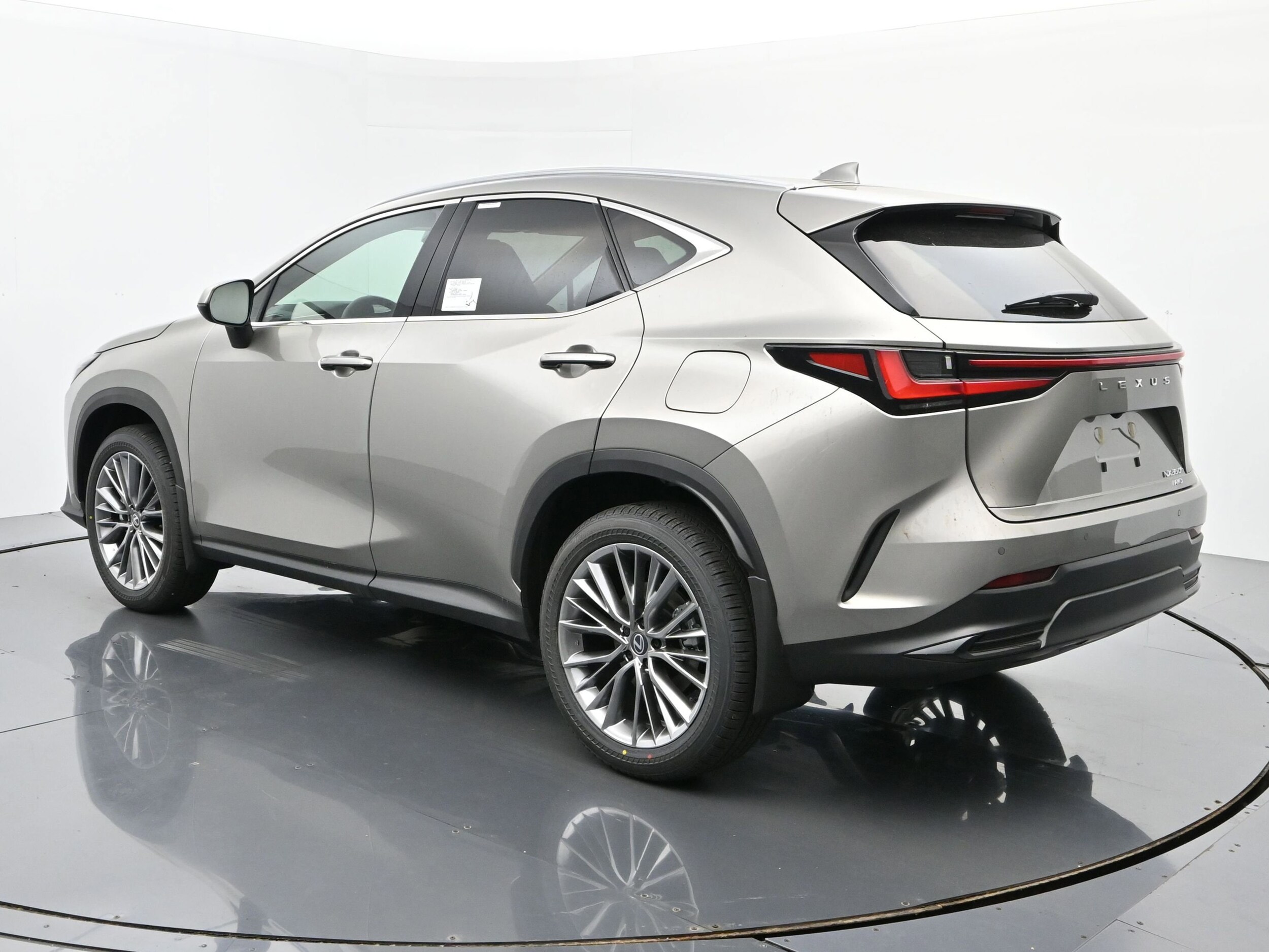 2026 Lexus NX 350h Premium AWD photo 3