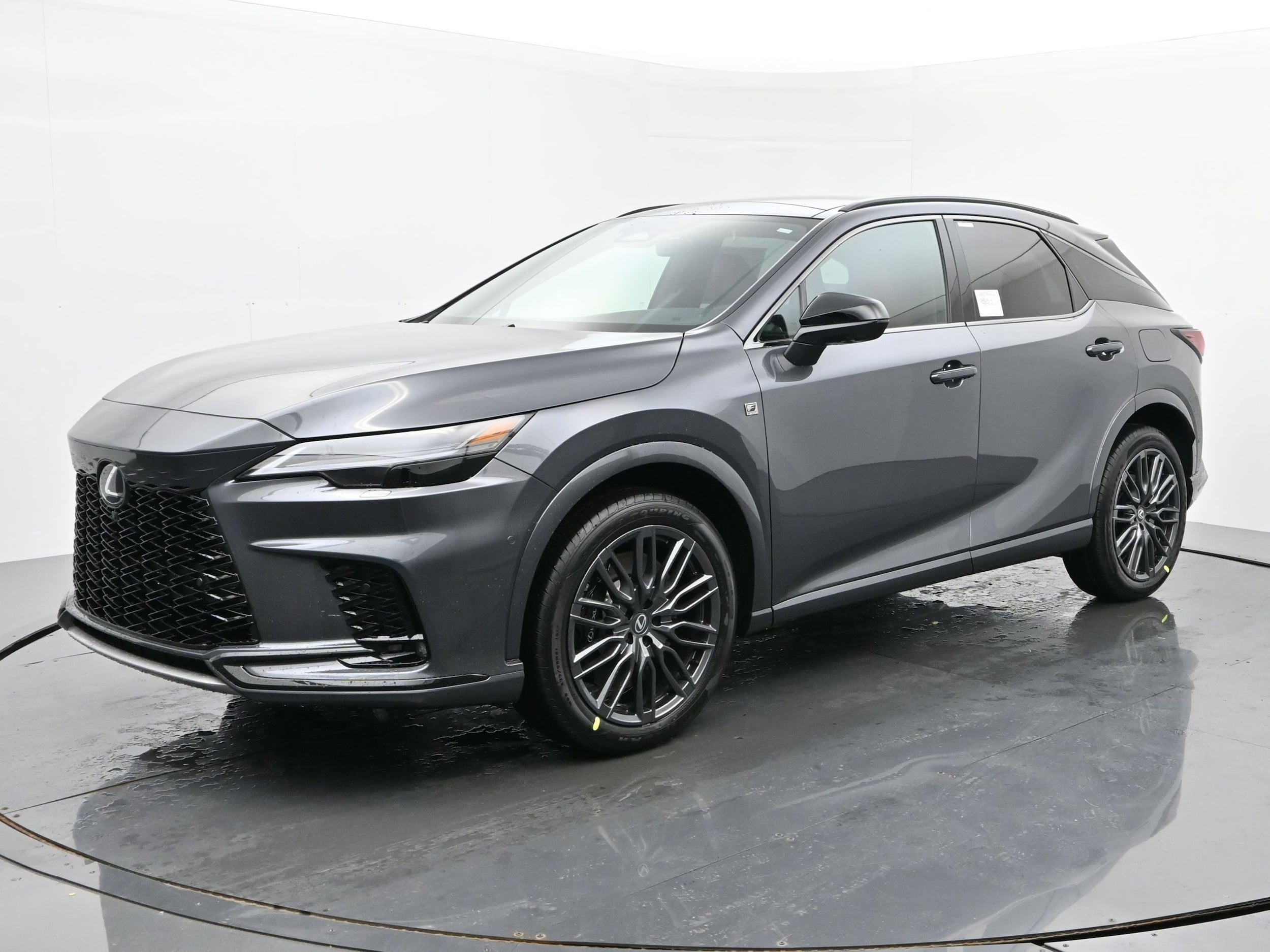 2026 Lexus RX Hybrid 500h's photo