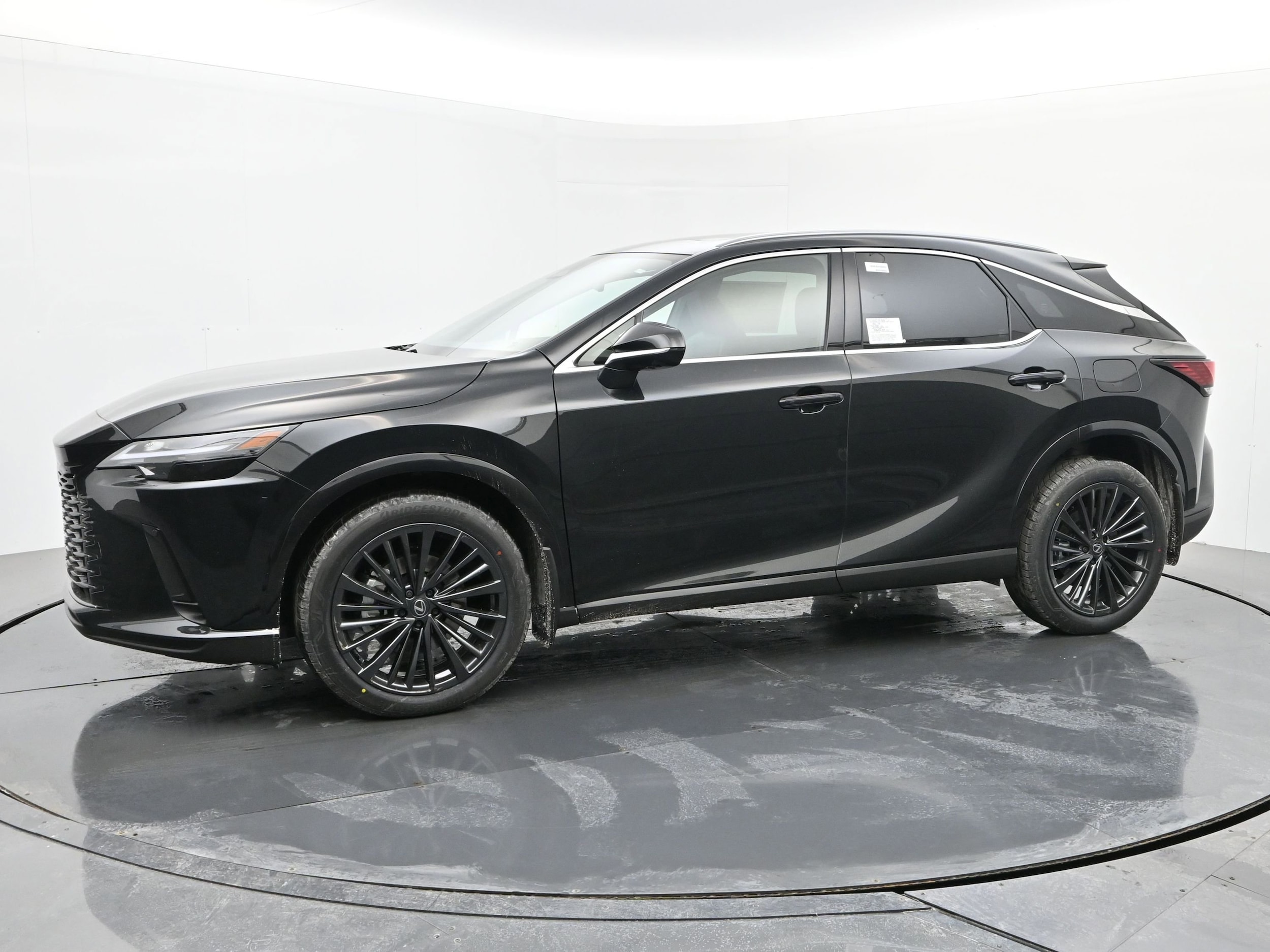2026 Lexus RX 450h+ Premium - Photo 2