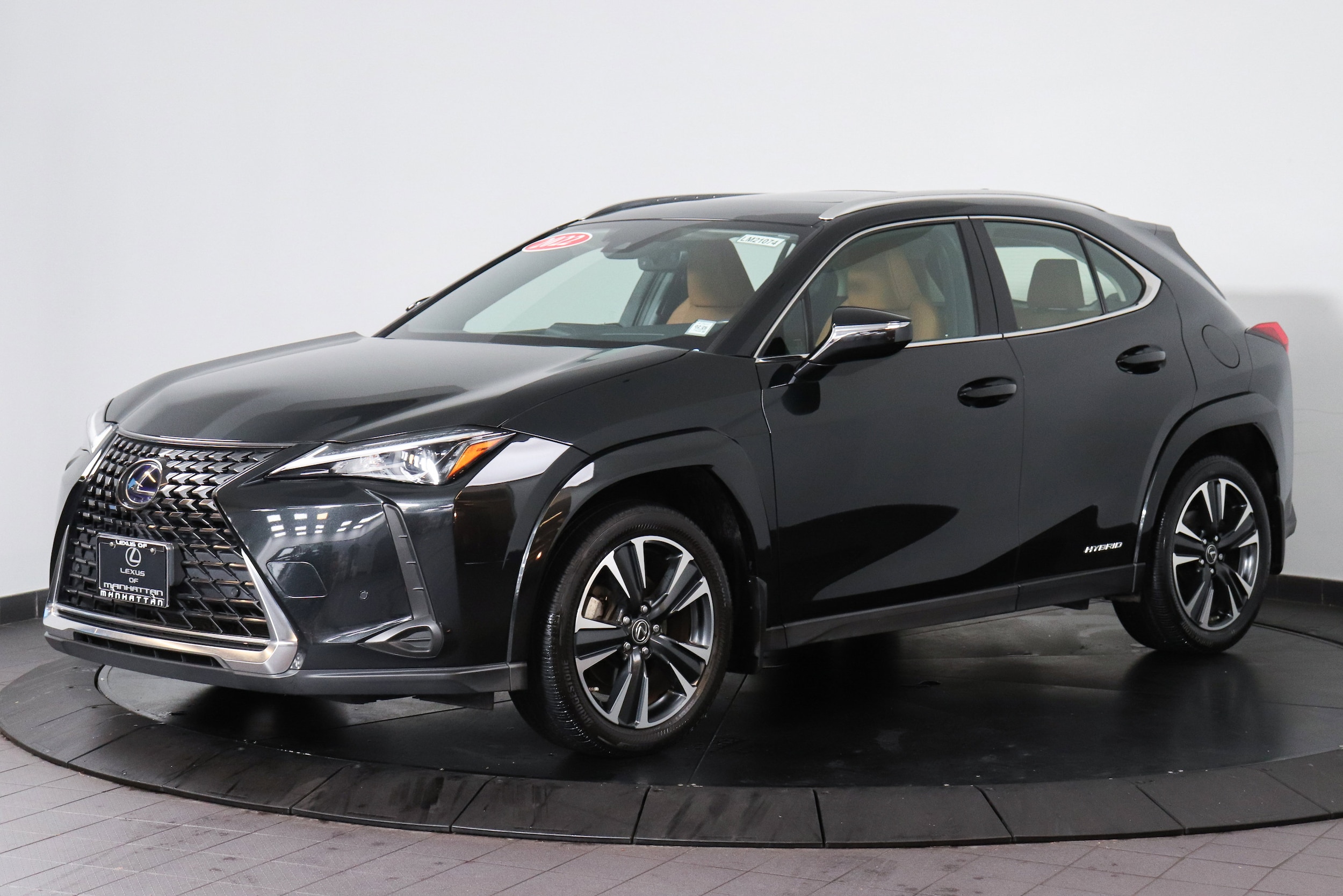 2022 Lexus UX Hybrid 250h's photo