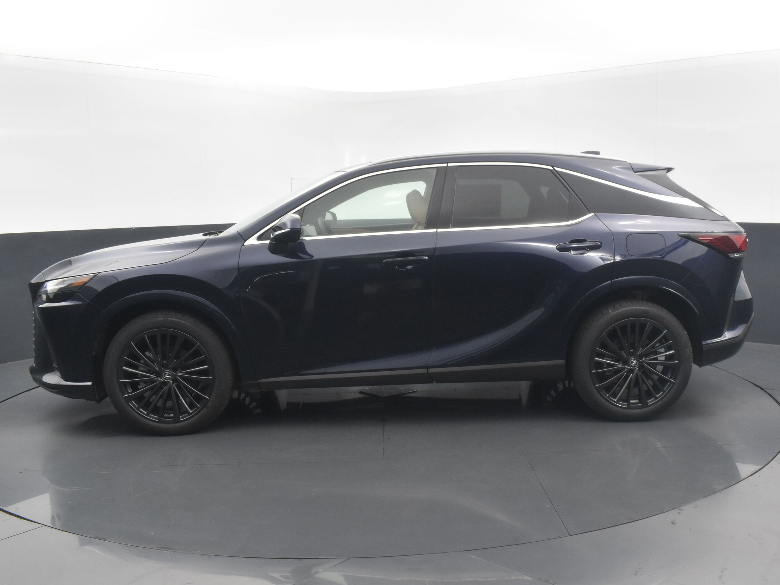 2024 Lexus RX 350 Premium photo 2