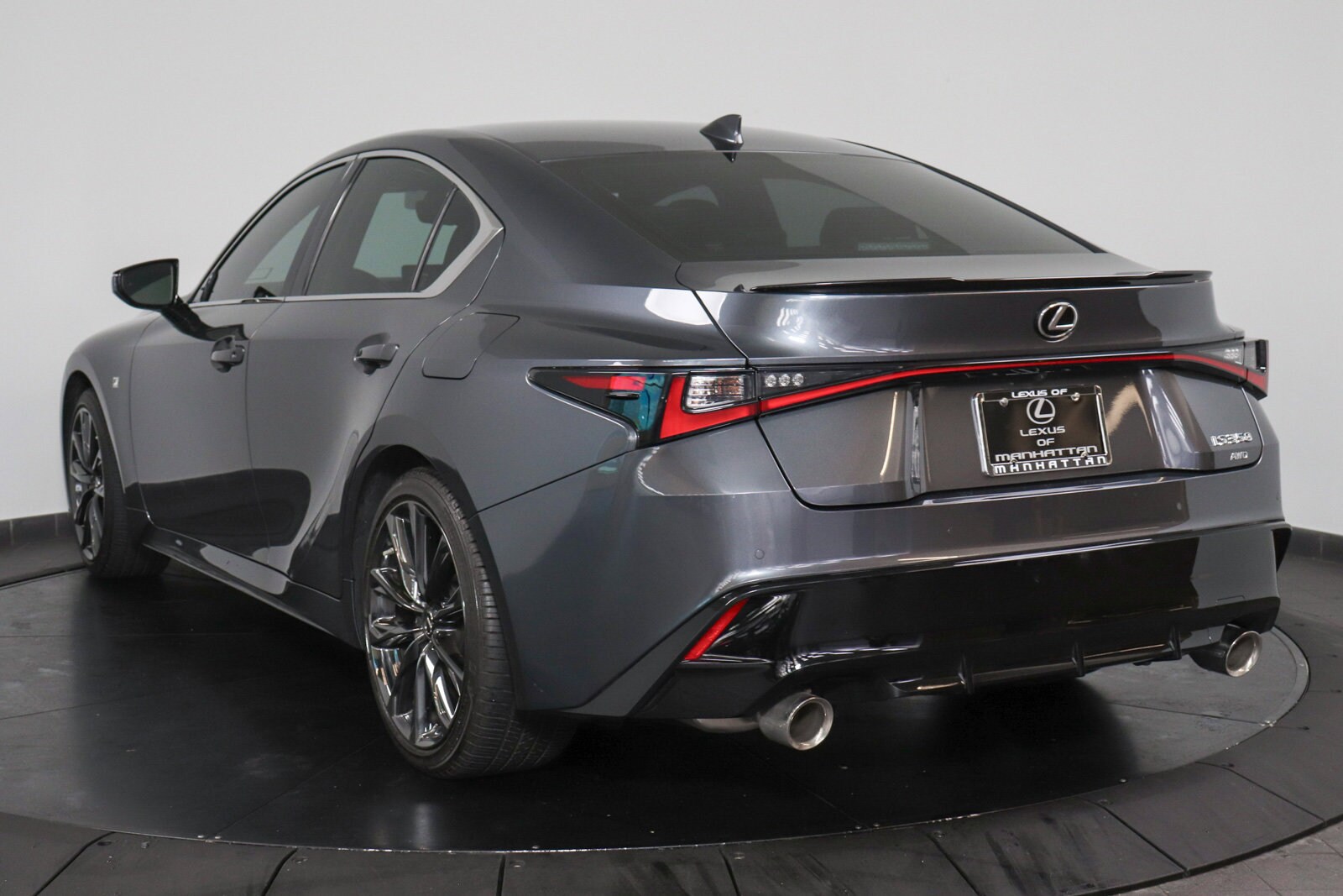 2022 Lexus IS 350 F SPORT photo 3