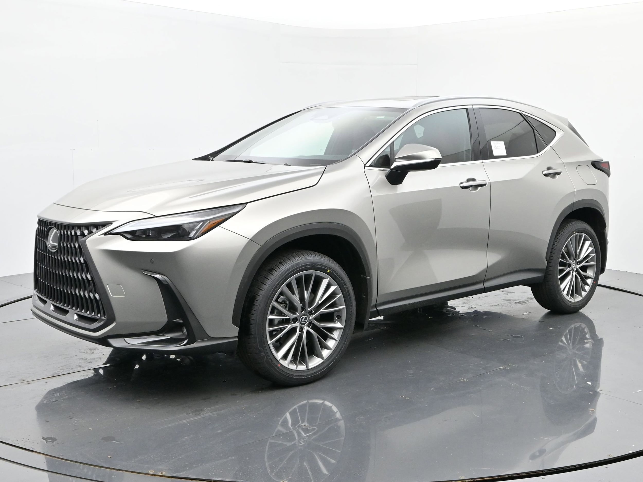 2026 Lexus NX 350's photo