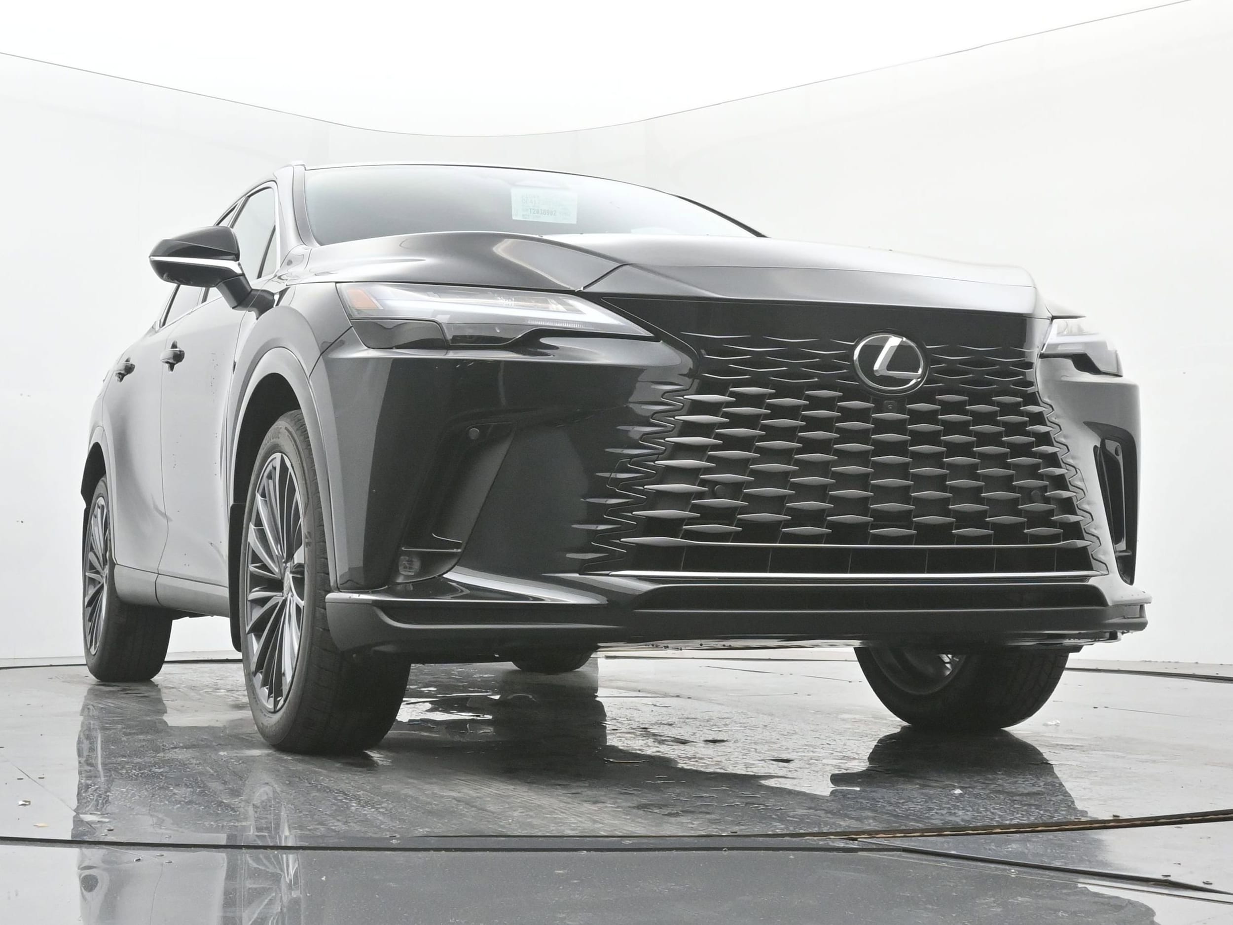 2026 Lexus RX 450h+ Premium - Photo 22