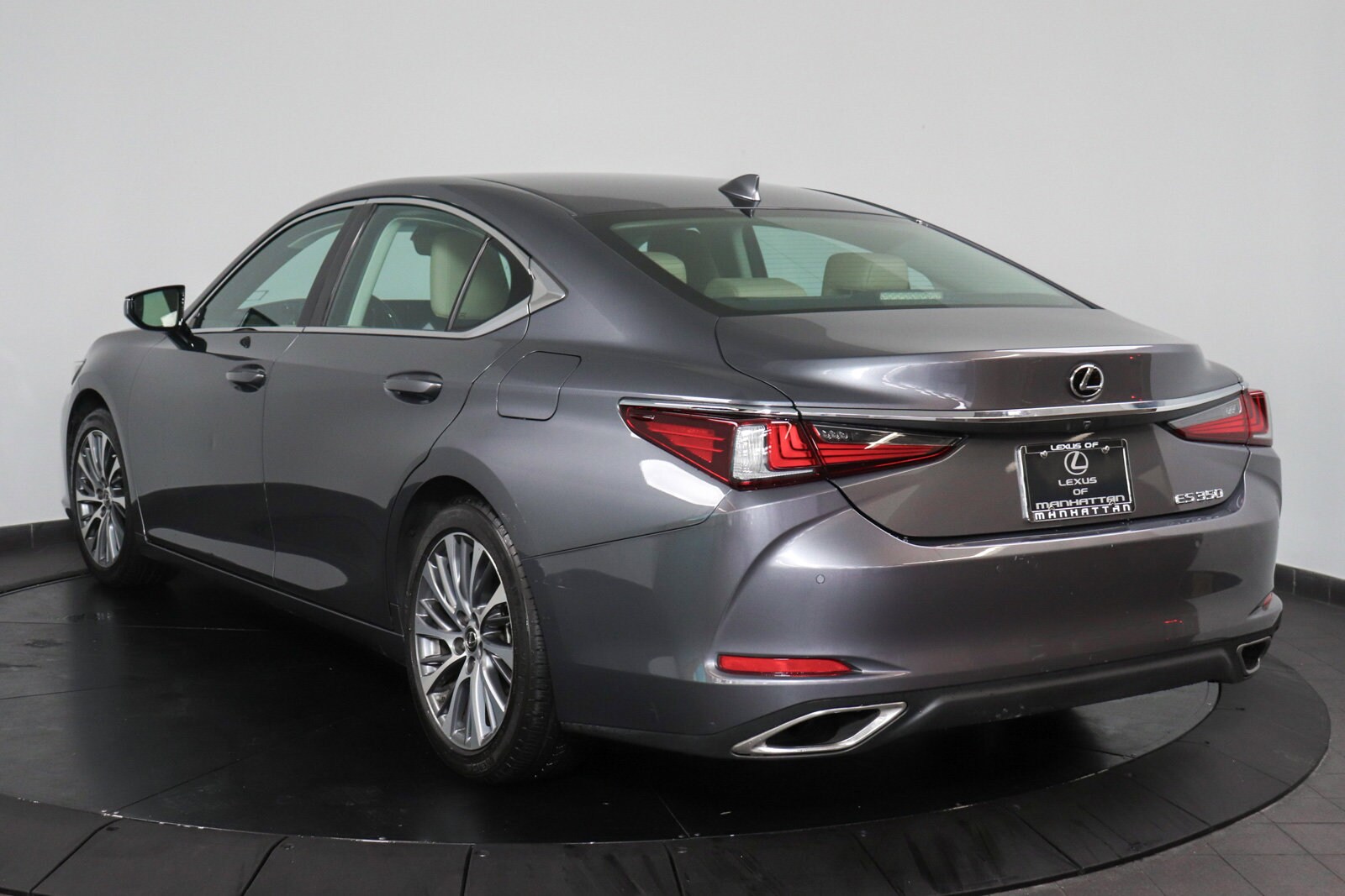 2019 Lexus ES 350 photo 3