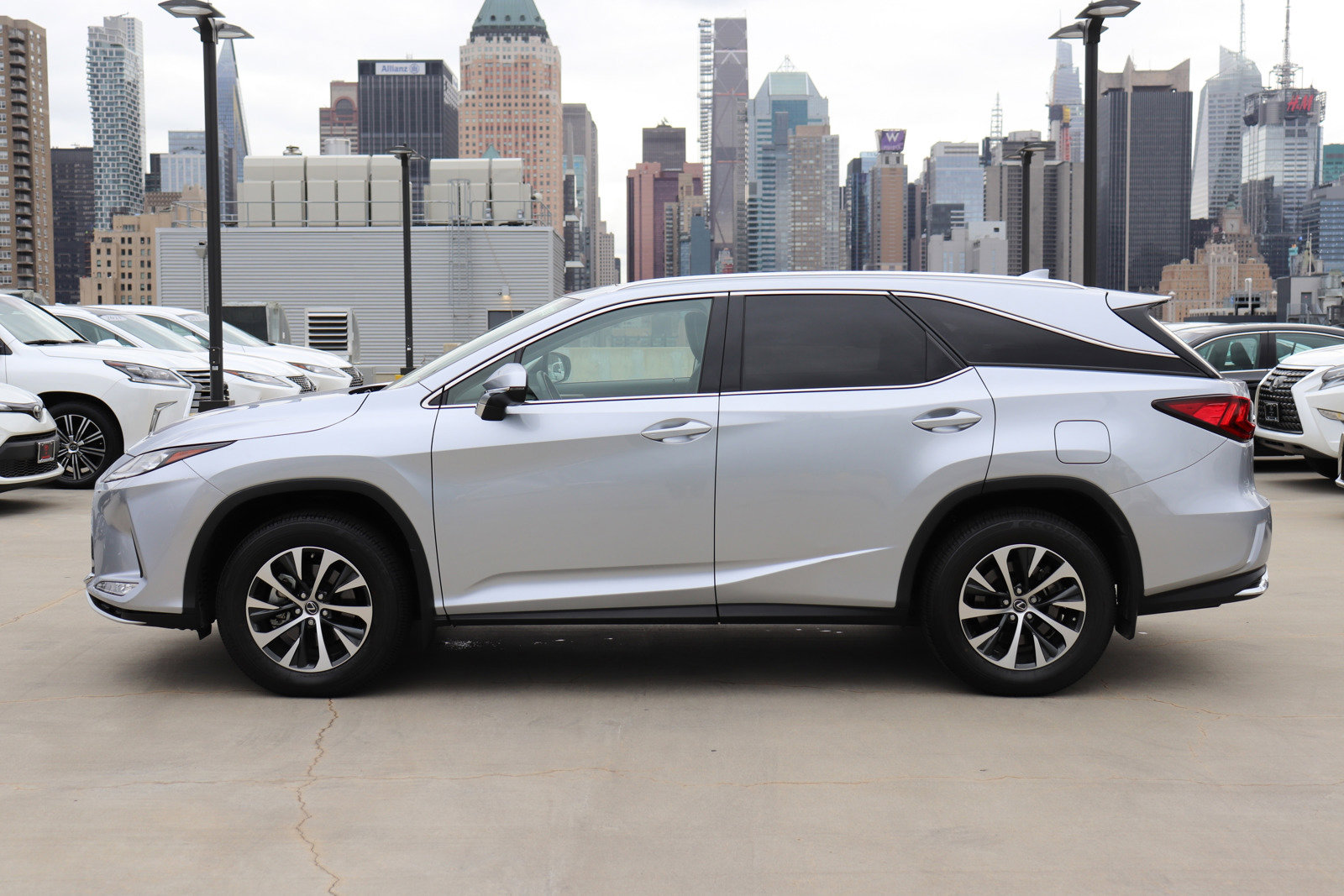 Certified 2022 Lexus RX 350 with VIN JTJHZKFA2N2039959 for sale in New York, NY