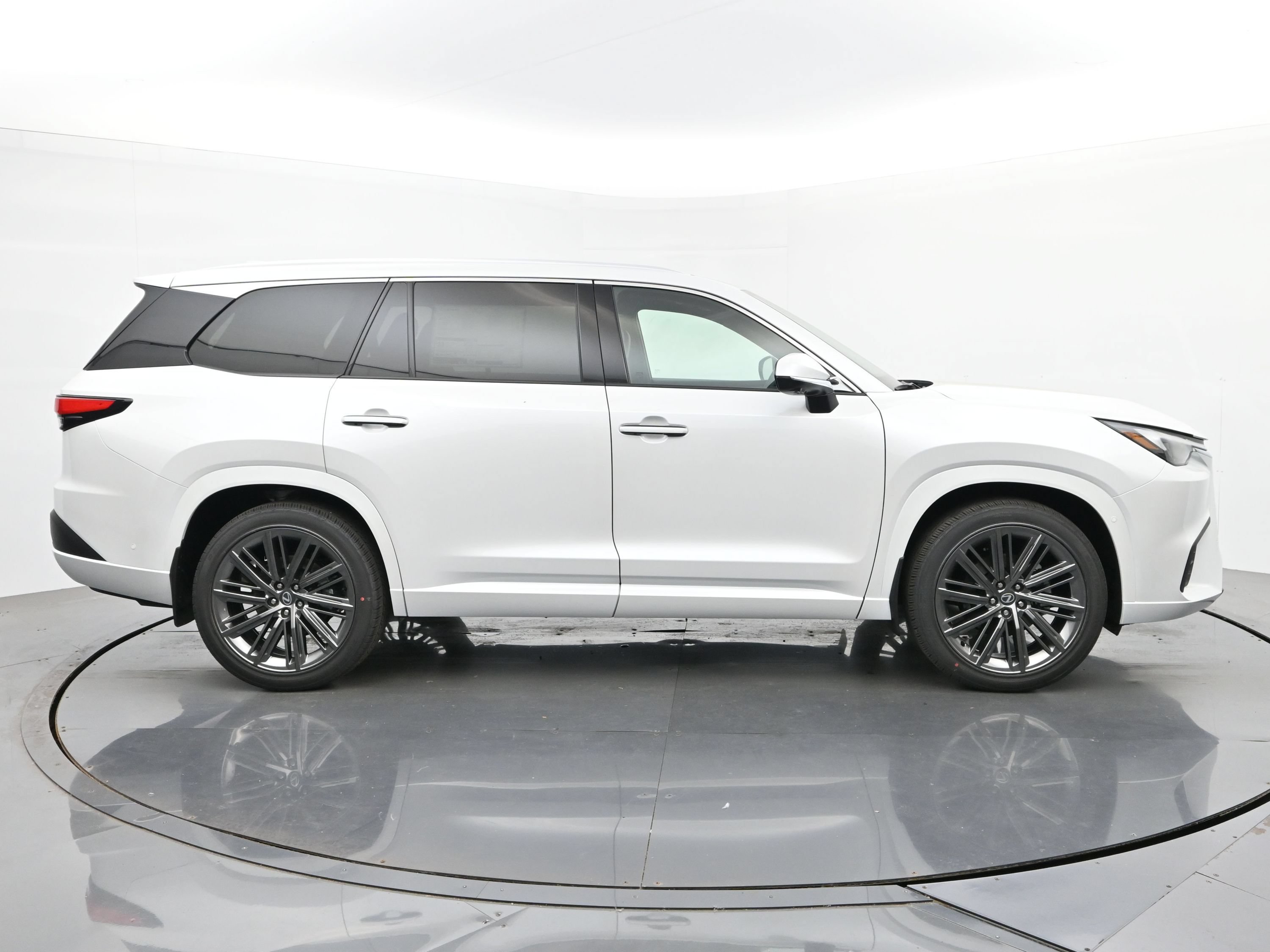 2026 Lexus TX 6