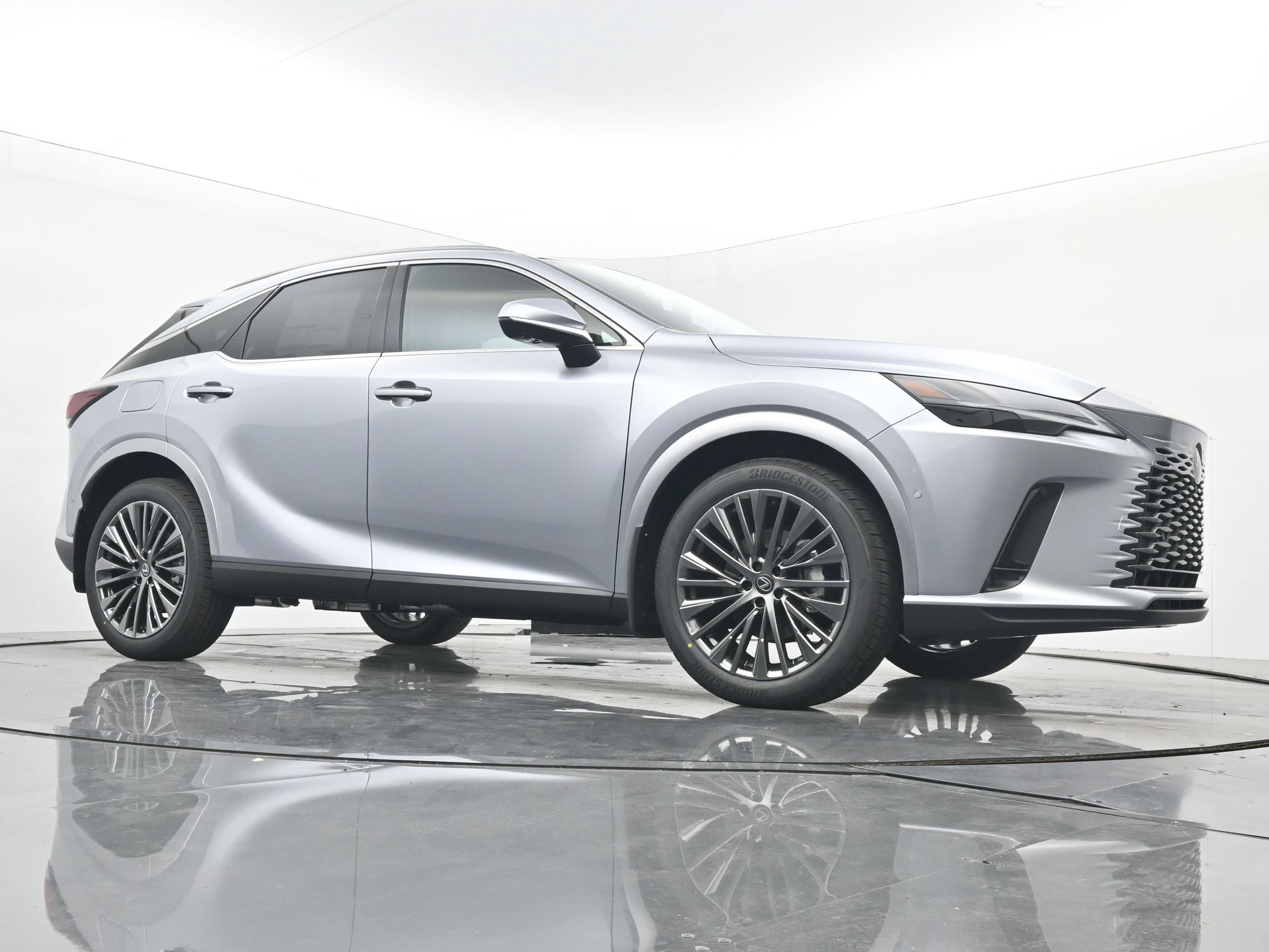 2026 Lexus RX 450h+ Luxury - Photo 21