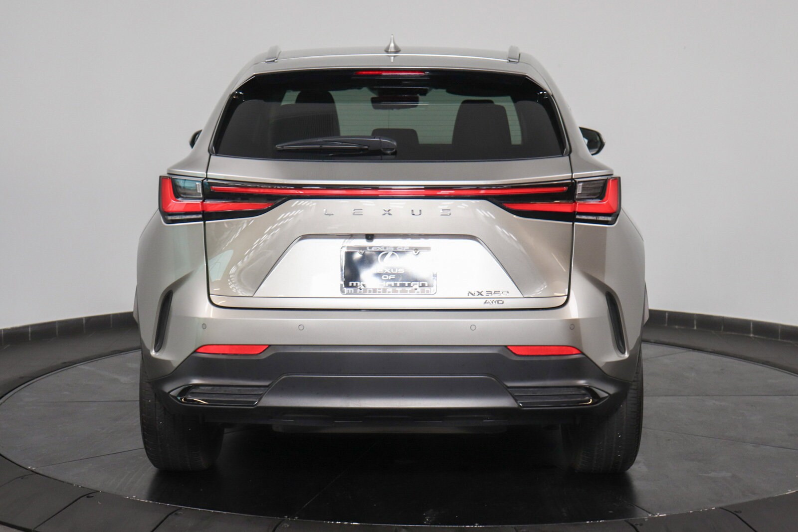 2025 Lexus NX 350 Premium photo 4