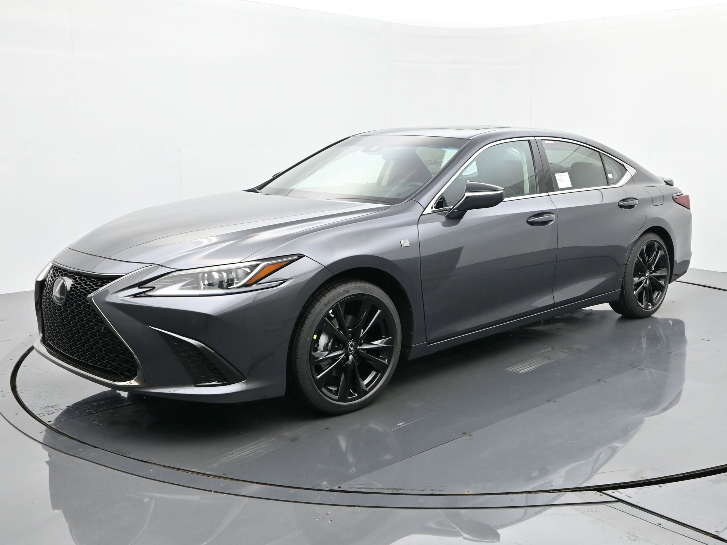 2025 Lexus ES 350's photo