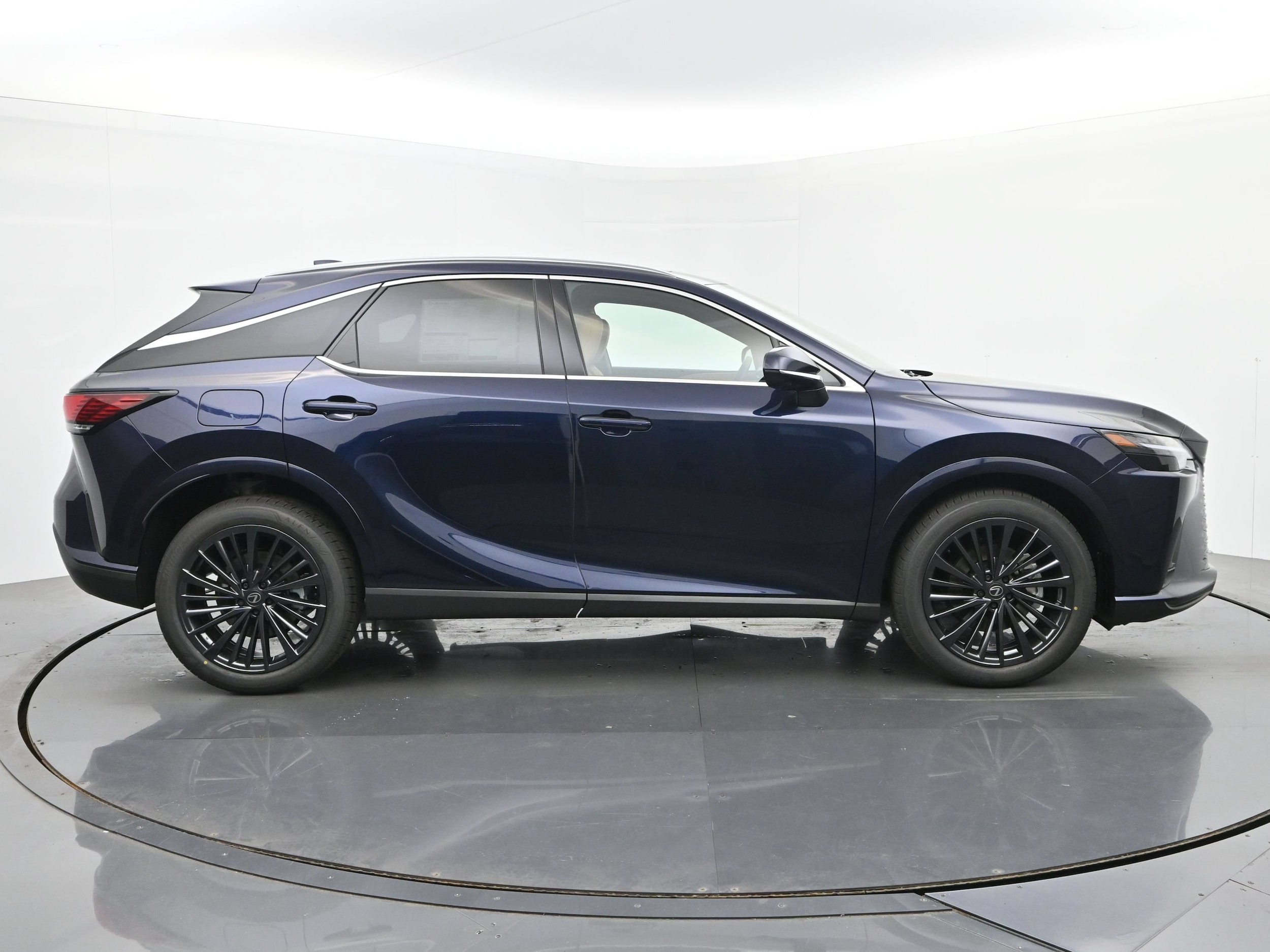 2026 Lexus RX PLUG-IN Hybrid Electric Vehicle 6