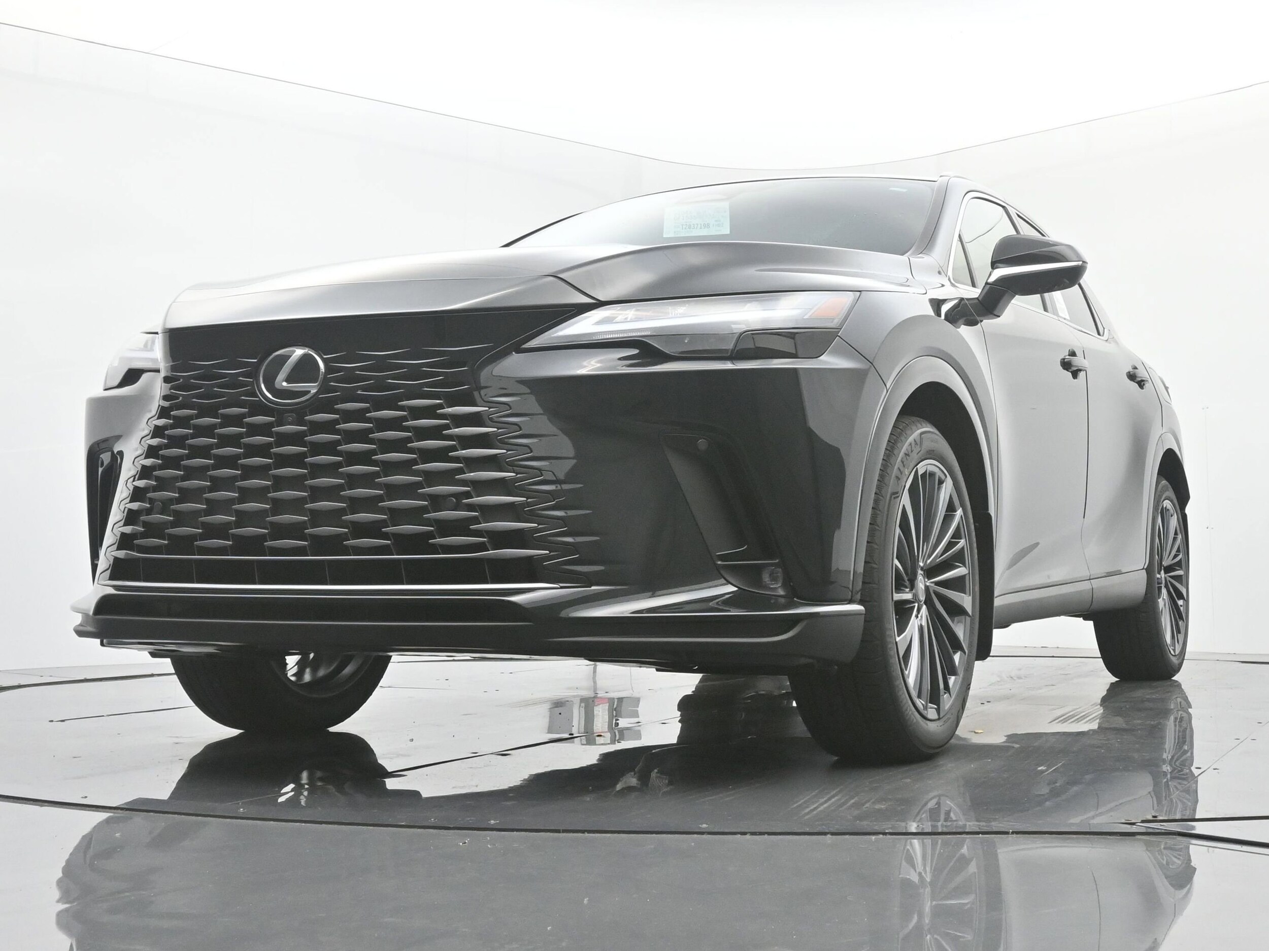 2026 Lexus RX 450h+ Premium - Photo 15