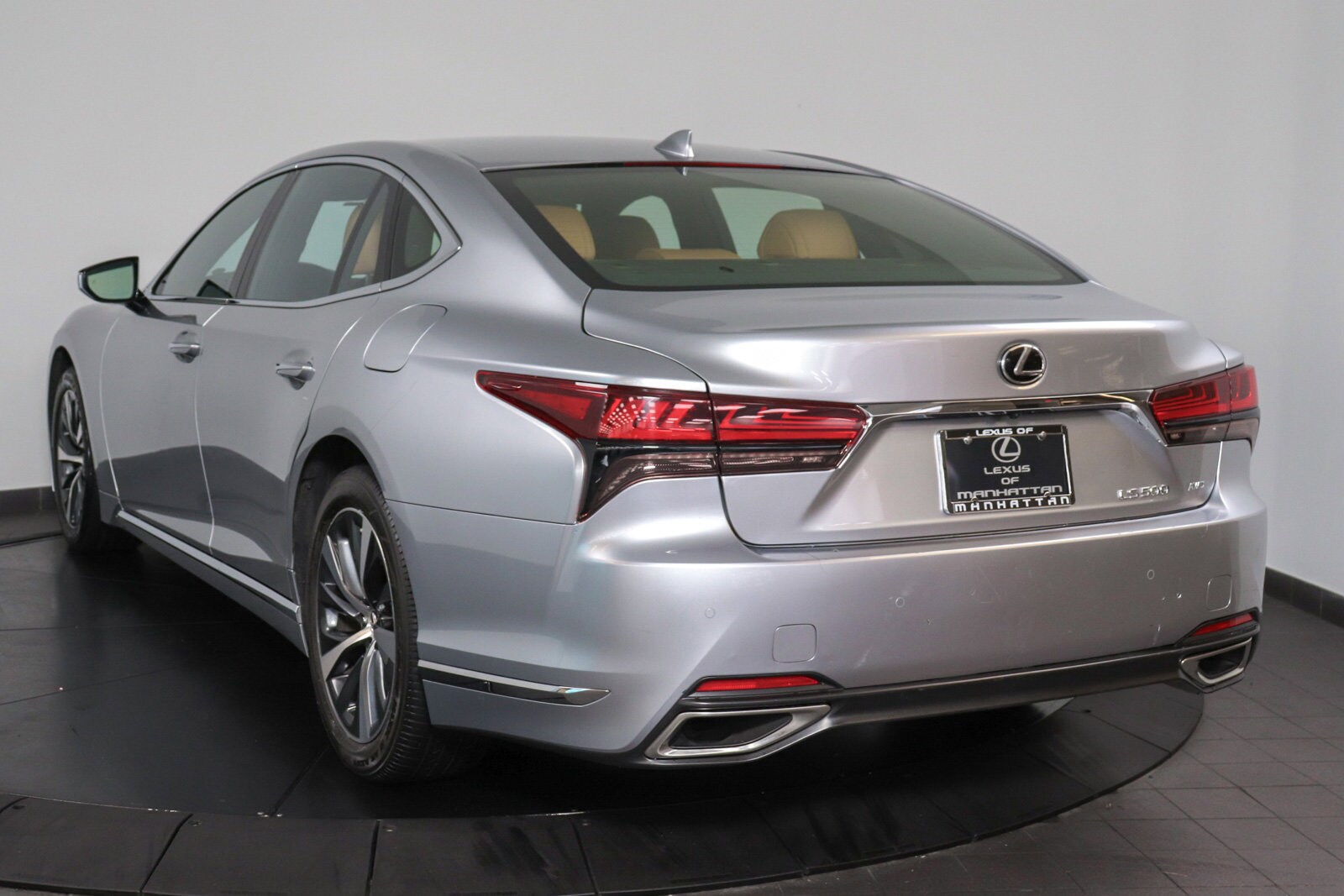 2021 Lexus LS 500 photo 3
