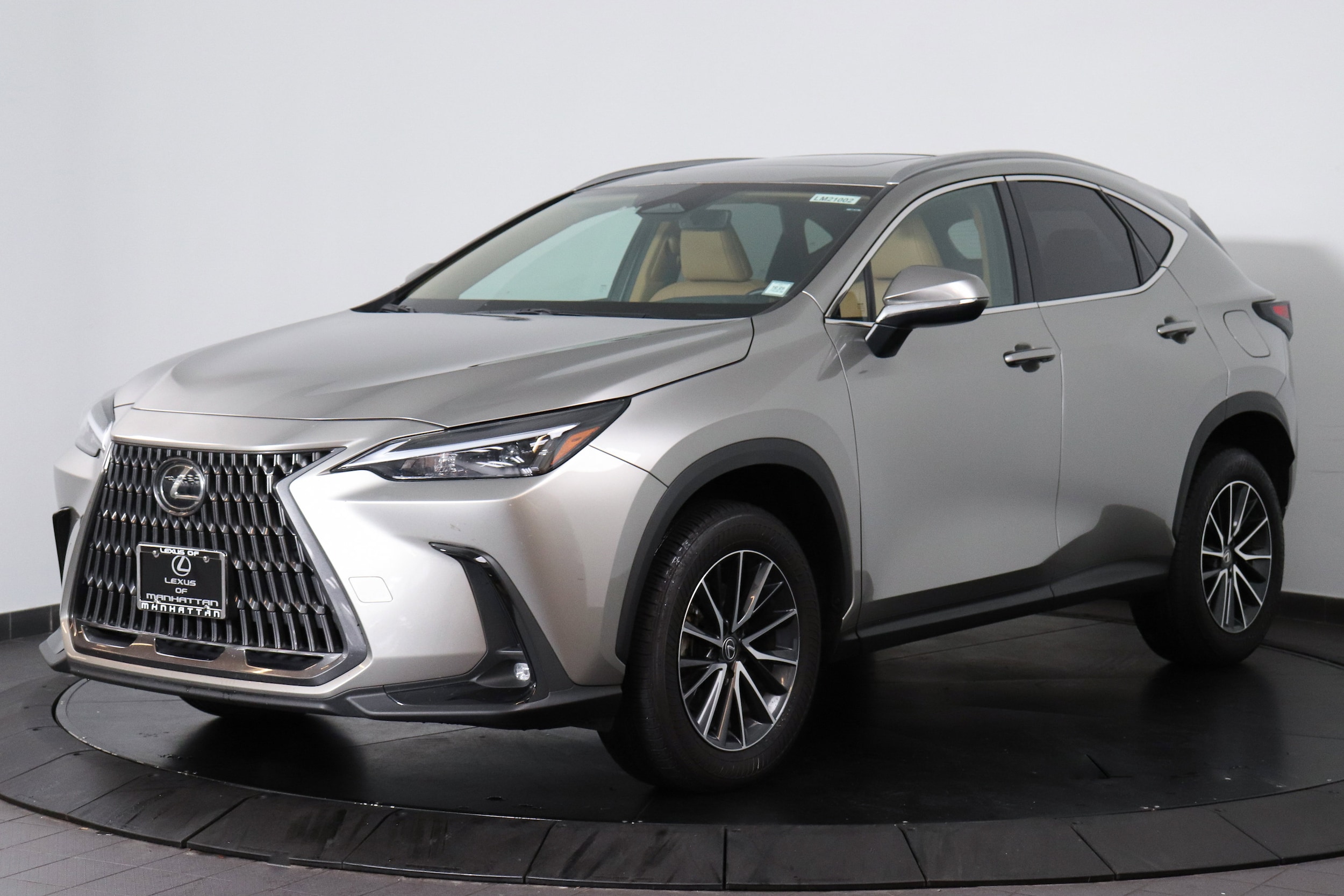2024 Lexus NX 350's photo