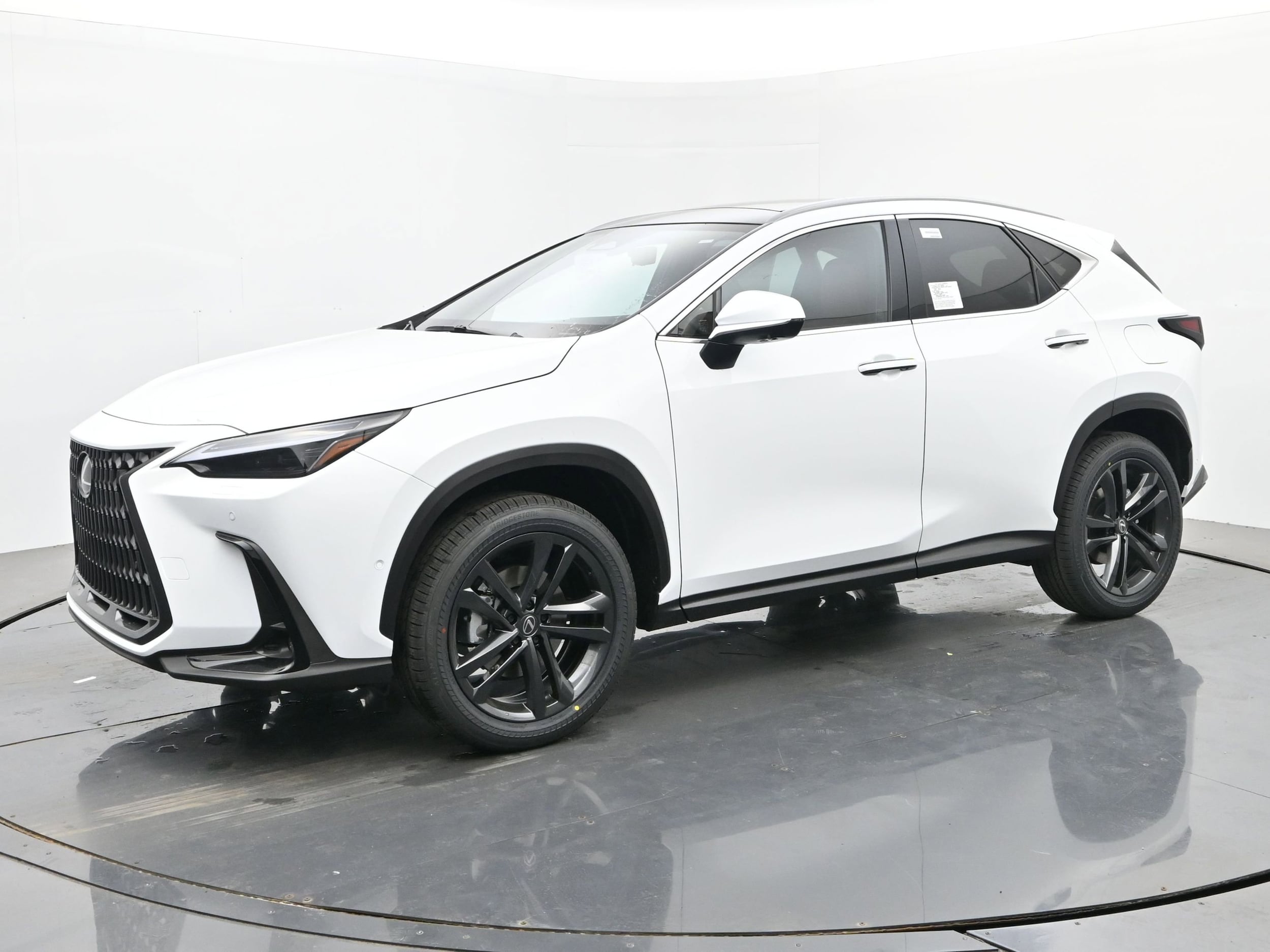 2026 Lexus NX 450h+ 450h+ Luxury AWD's photo