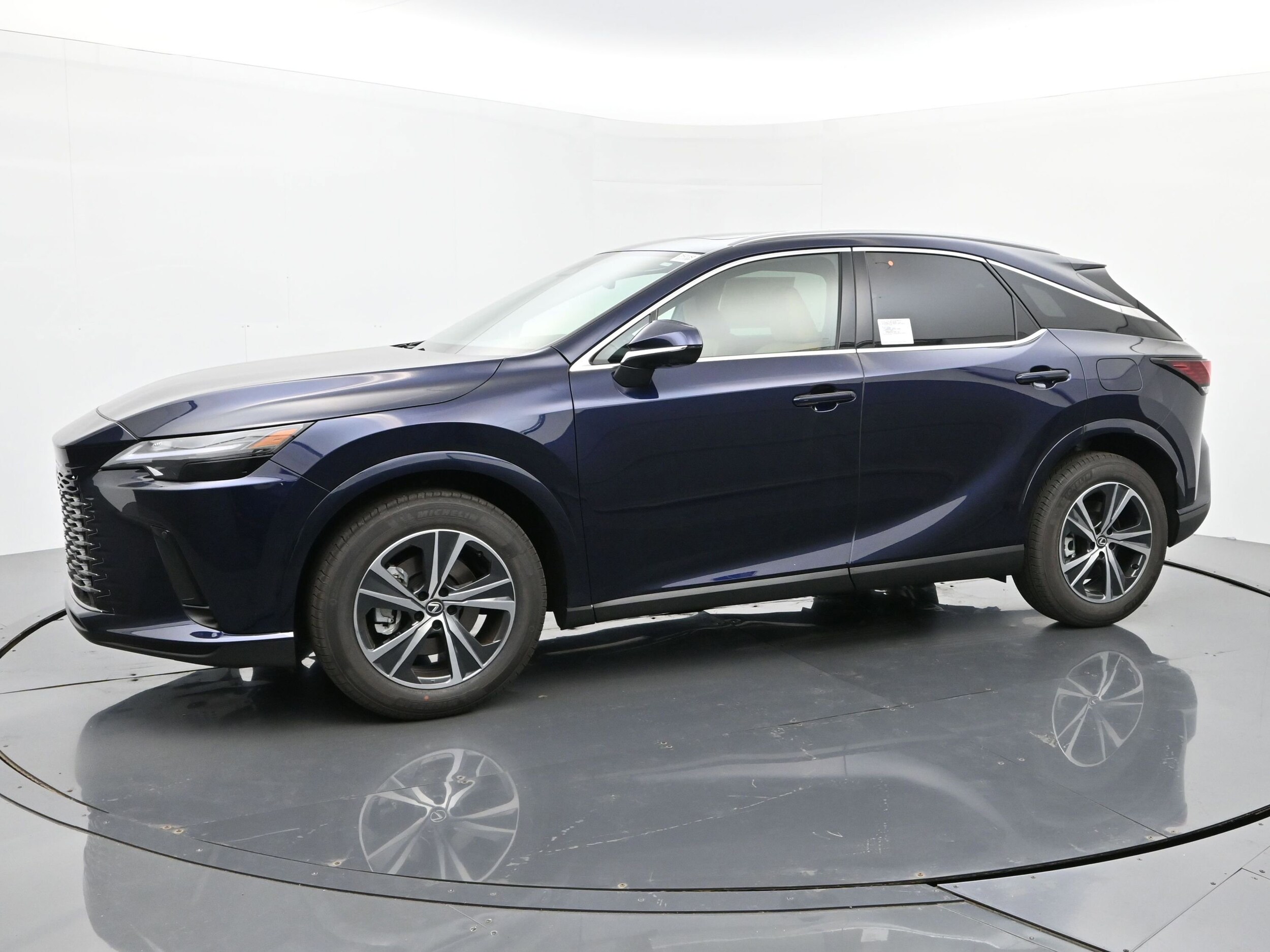 2025 Lexus RX 350 Premium AWD photo 2