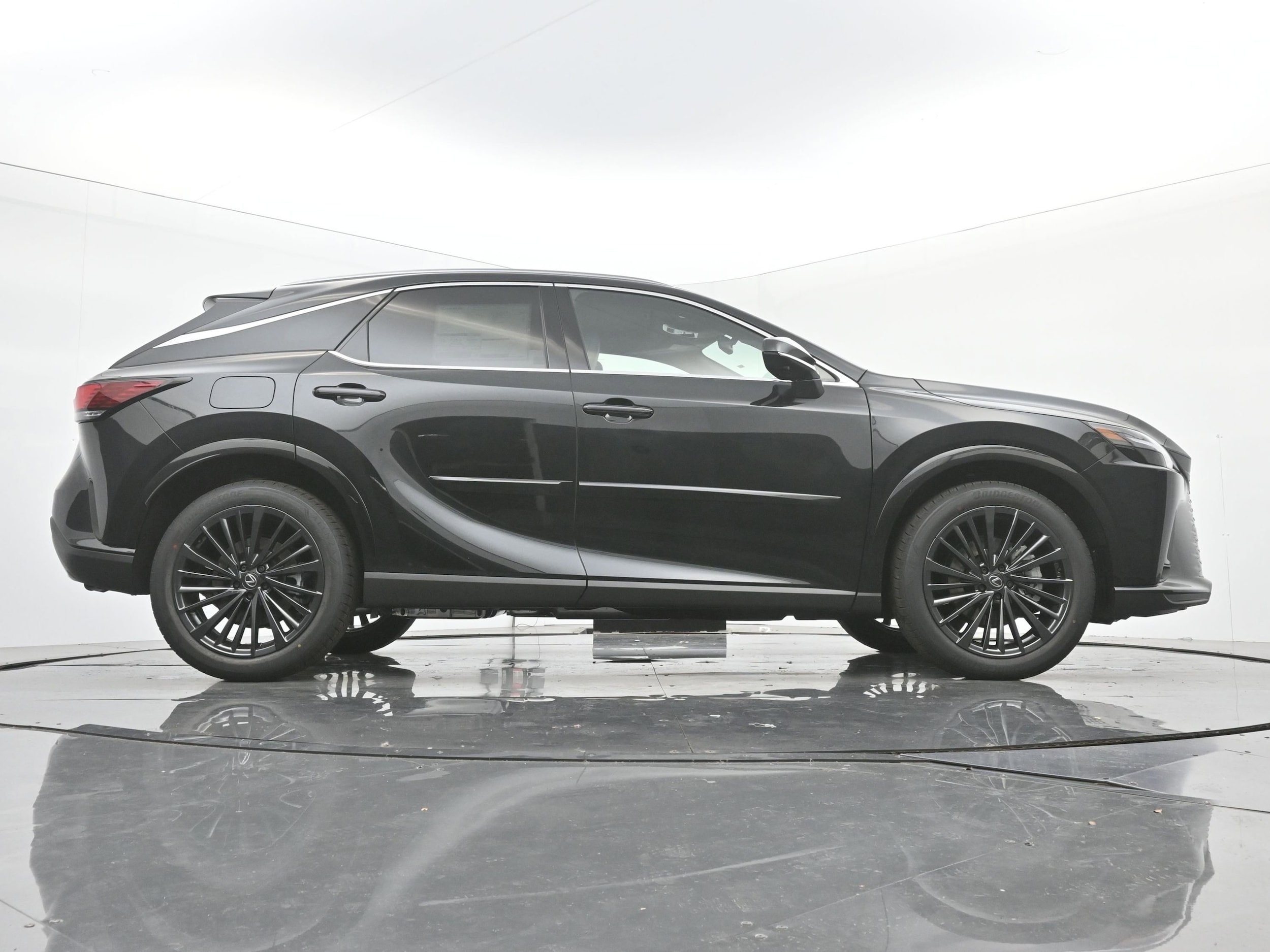 2026 Lexus RX 450h+ Premium - Photo 20