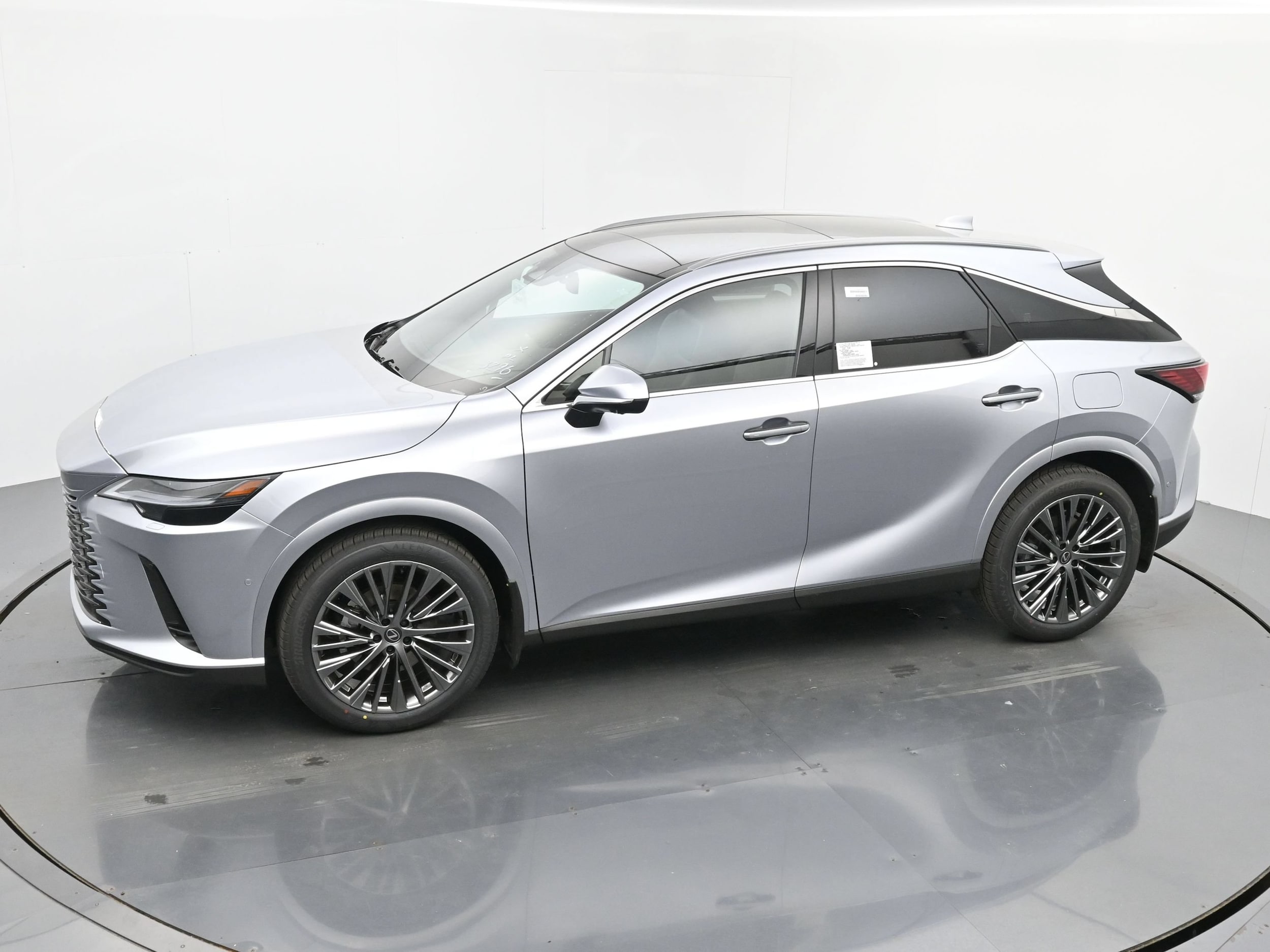 2026 Lexus RX 450h+ Luxury - Photo 24