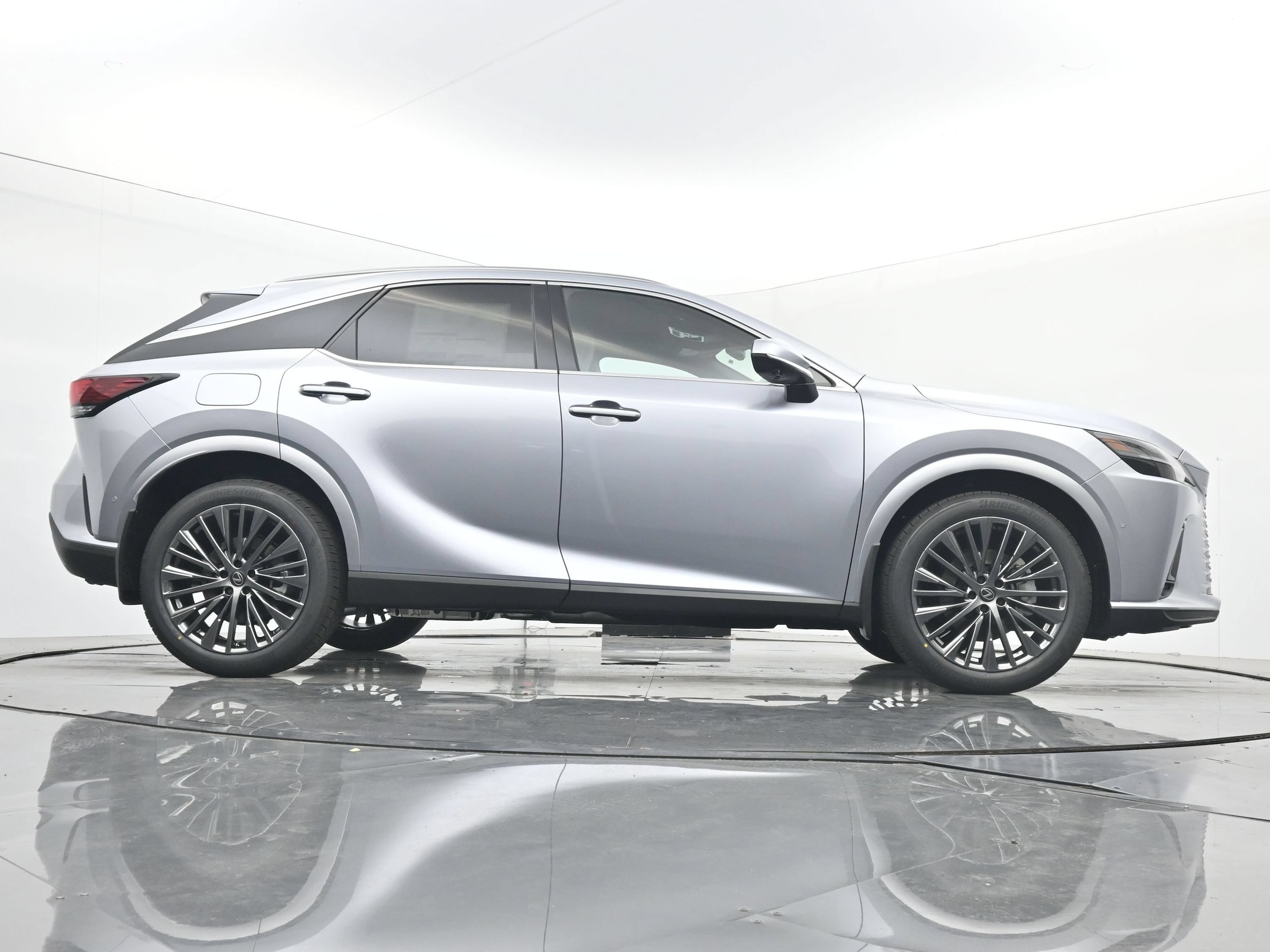 2026 Lexus RX 450h+ Luxury - Photo 20