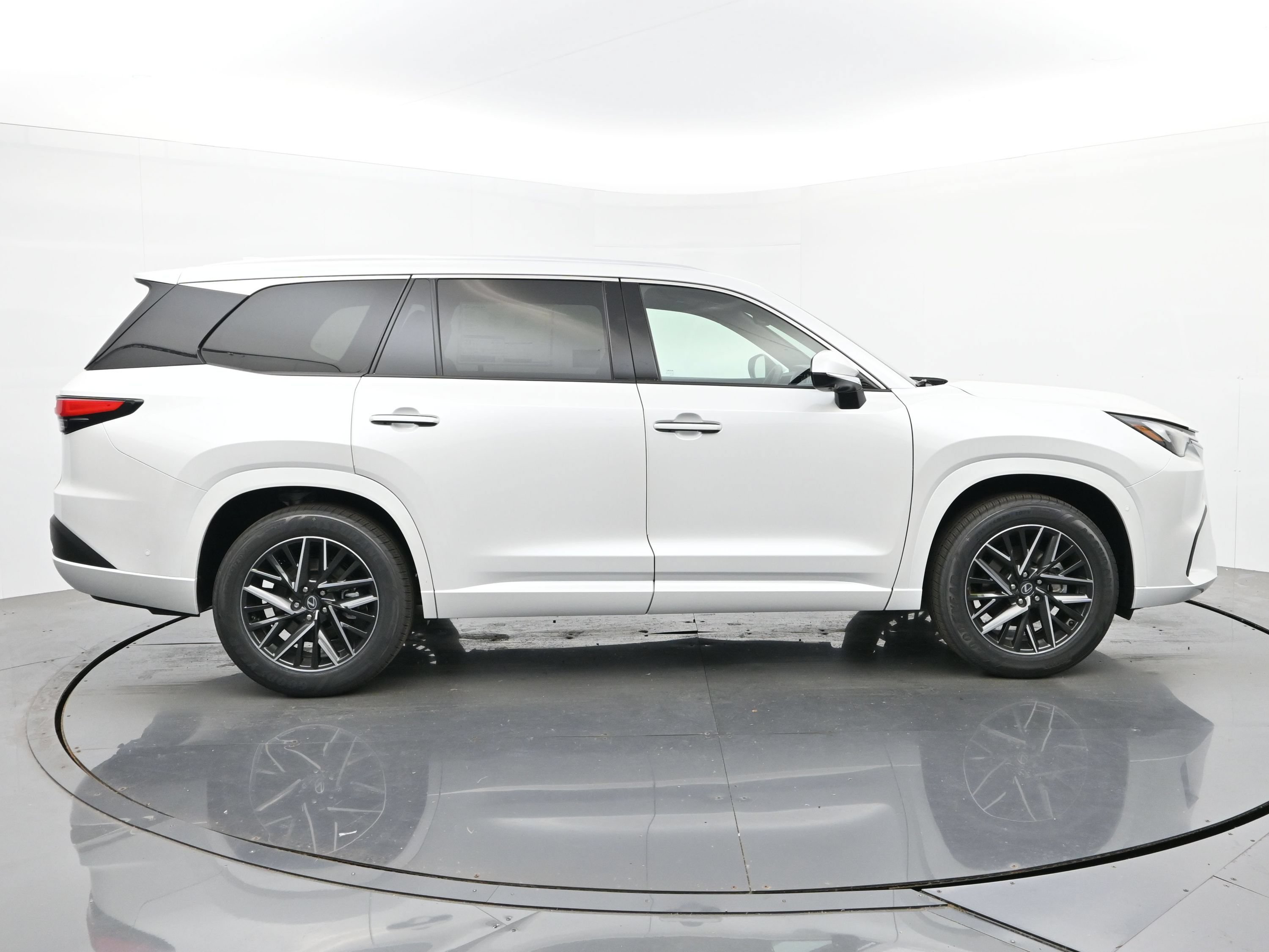 2026 Lexus TX 6