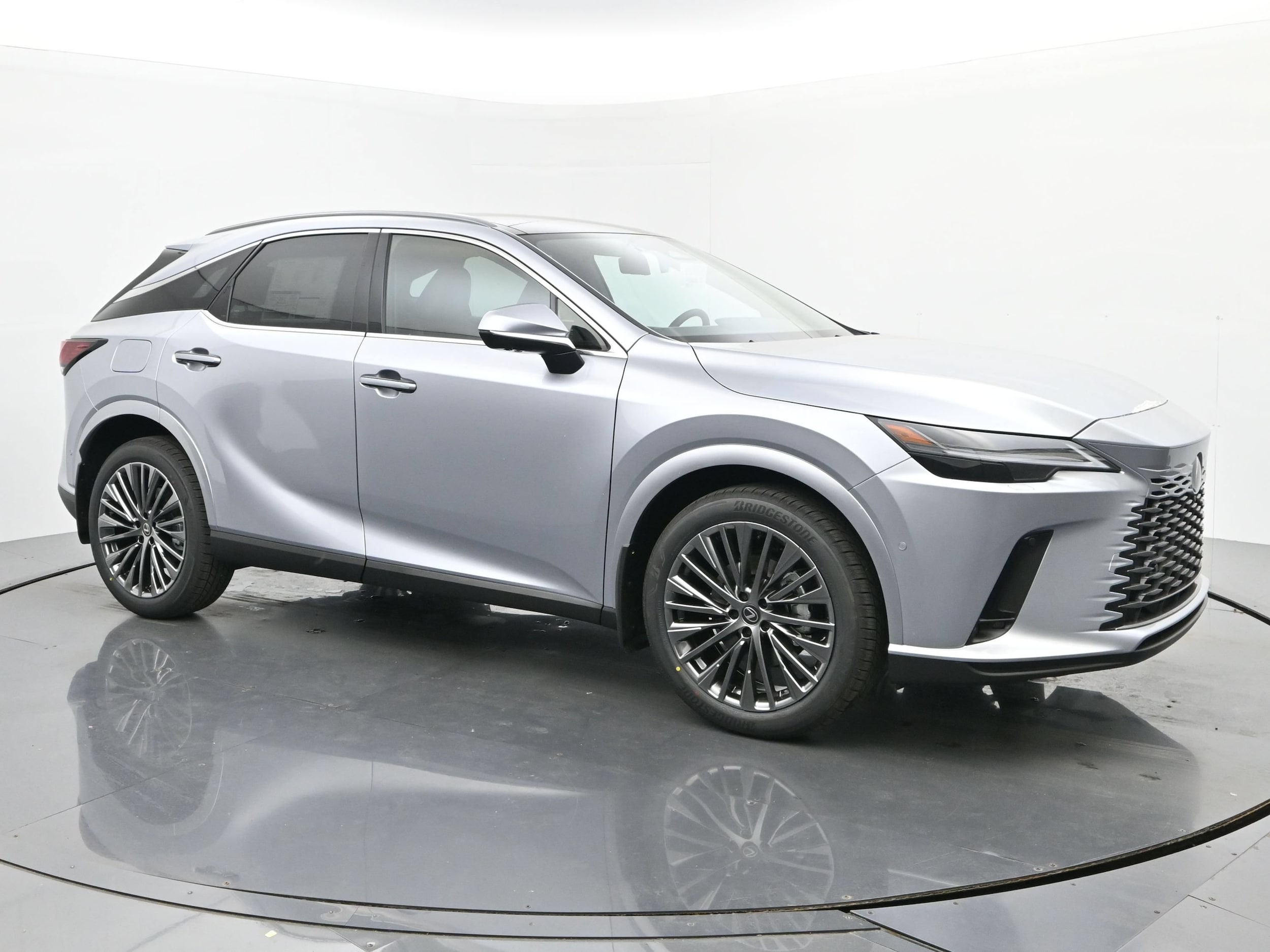 2026 Lexus RX 450h+ Luxury - Photo 7