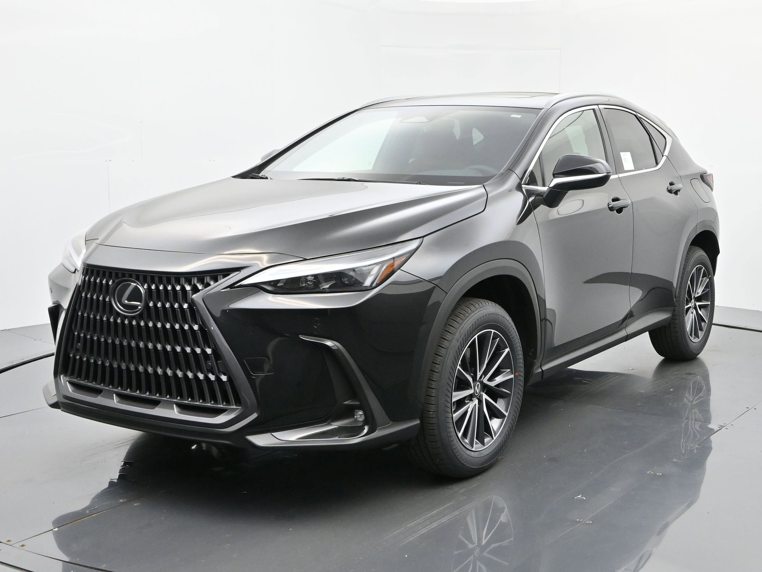2026 Lexus NX 350's photo
