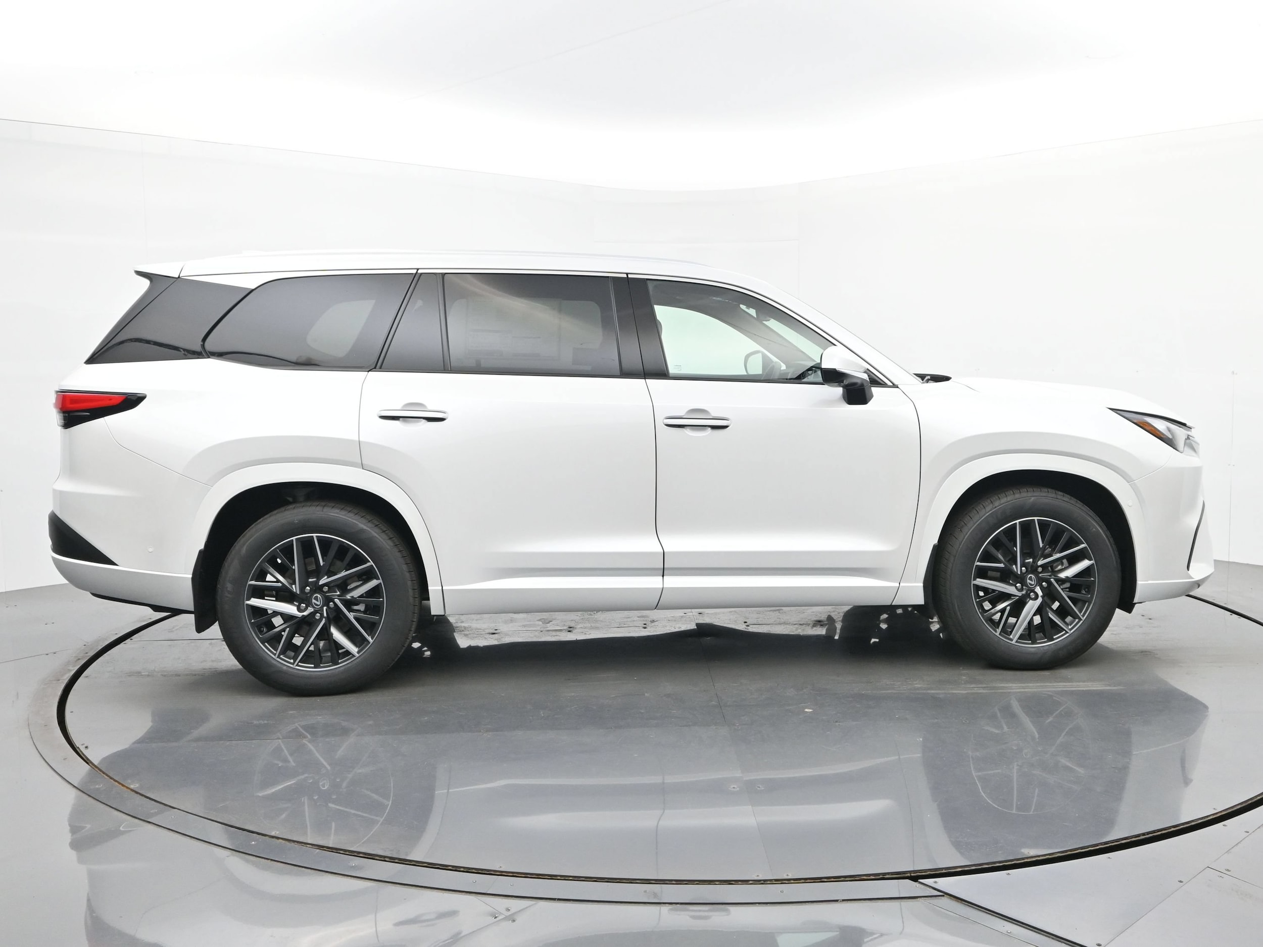 2026 Lexus TX 6
