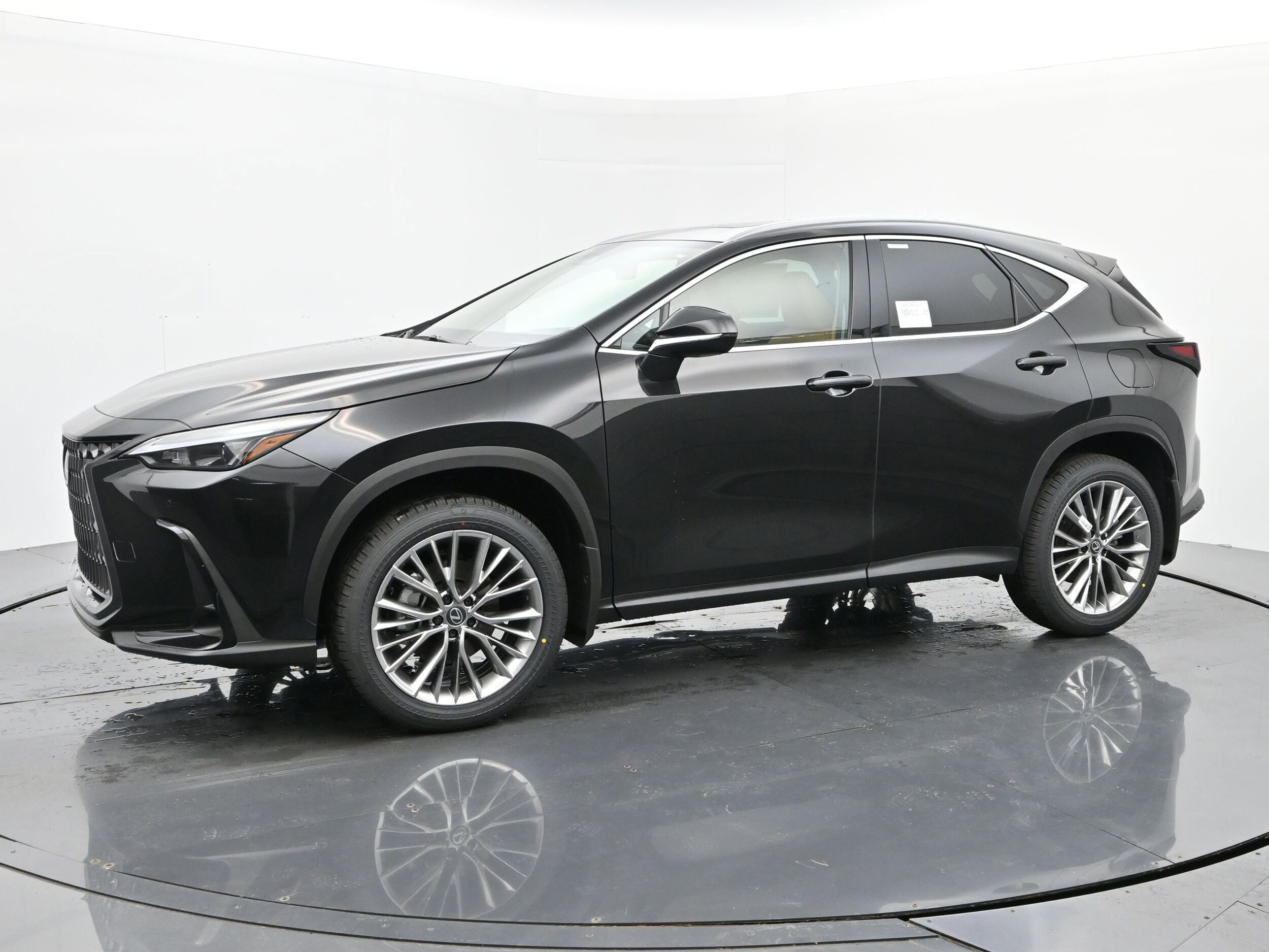 2026 Lexus NX 350 Premium AWD photo 2