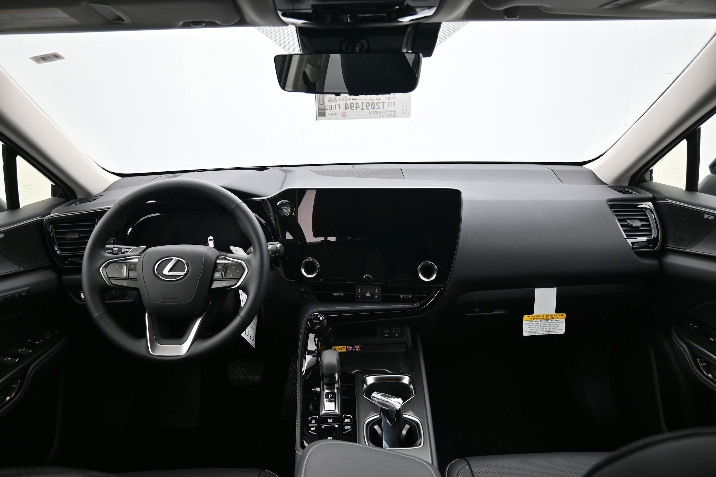 2026 Lexus NX 450h+ Luxury - Photo 9