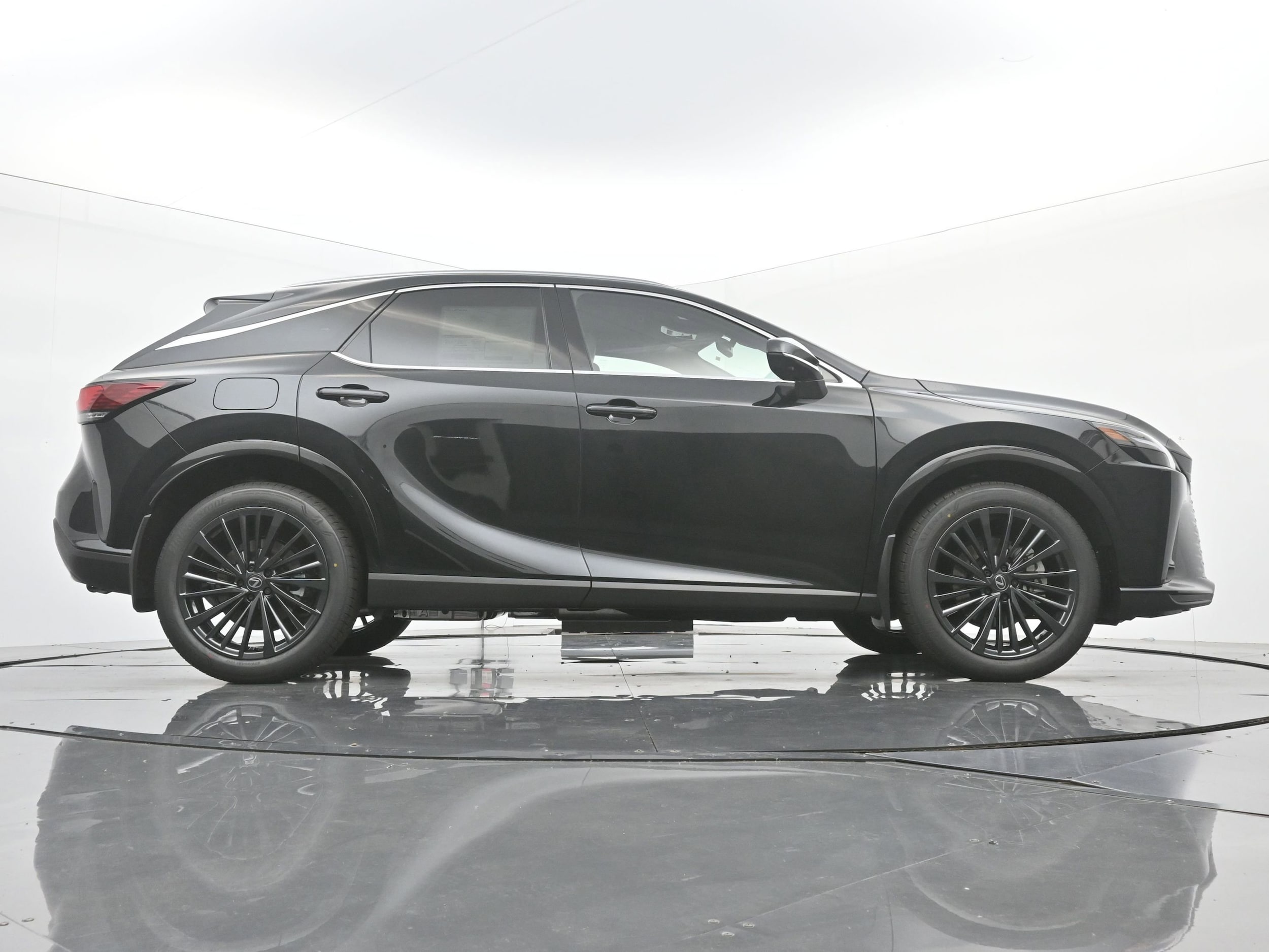 2026 Lexus RX 450h+ Premium - Photo 20