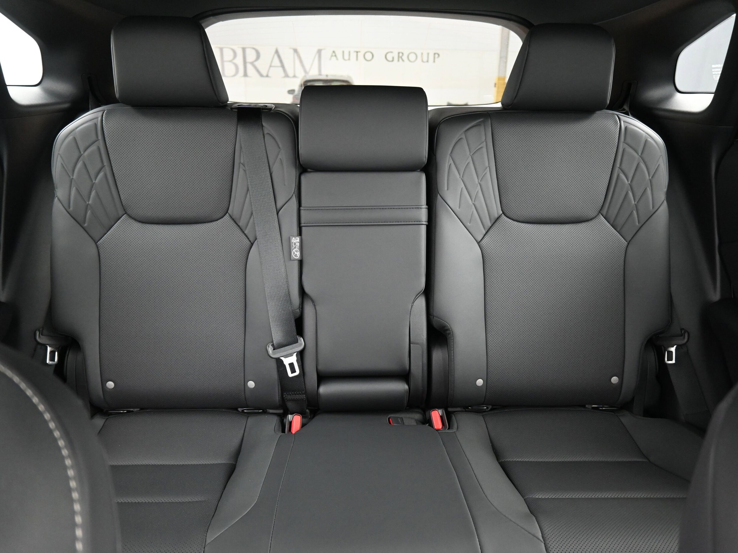 2026 Lexus RX 450h+ Premium - Photo 14