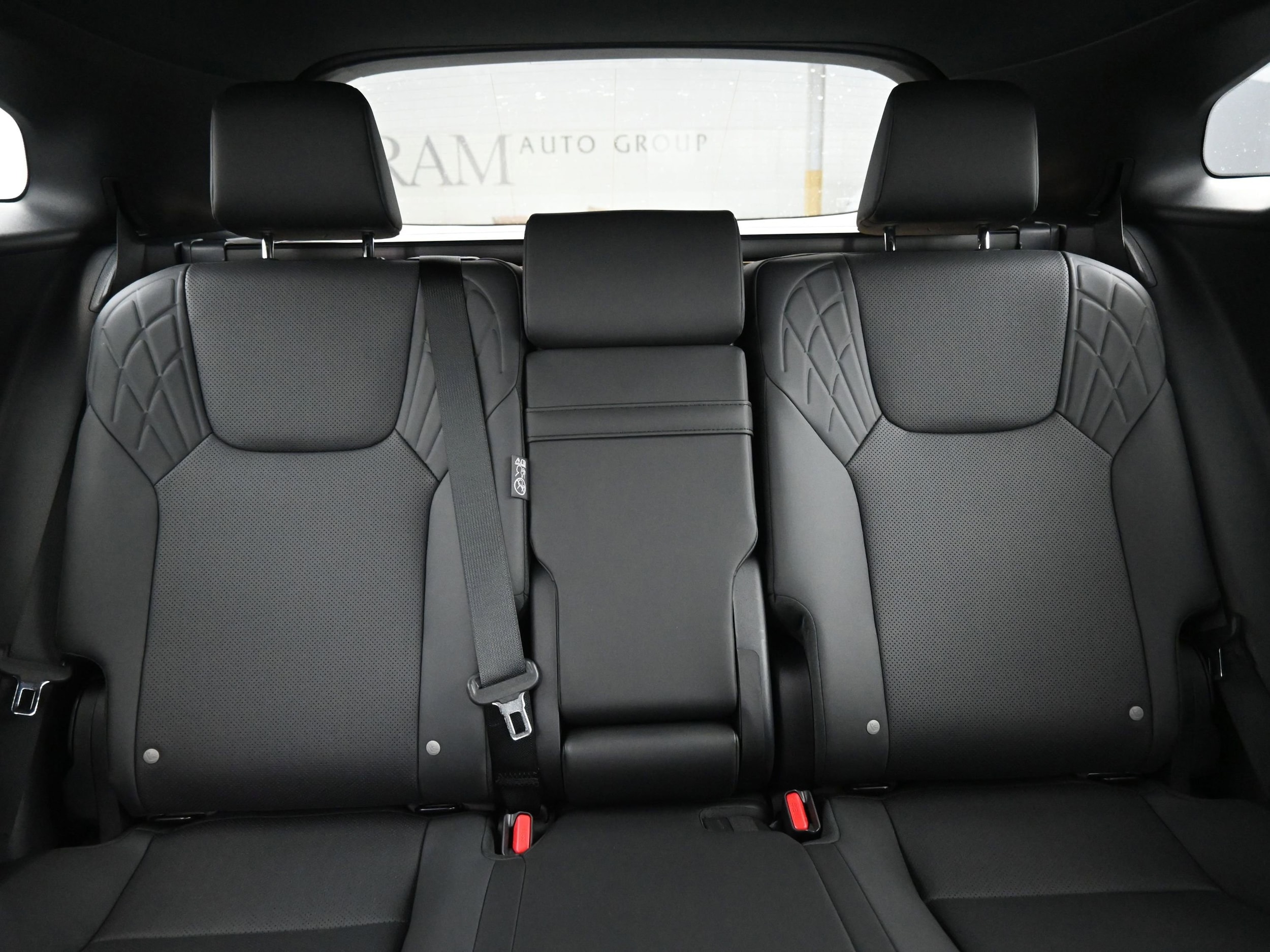 2026 Lexus RX 450h+ Premium - Photo 14