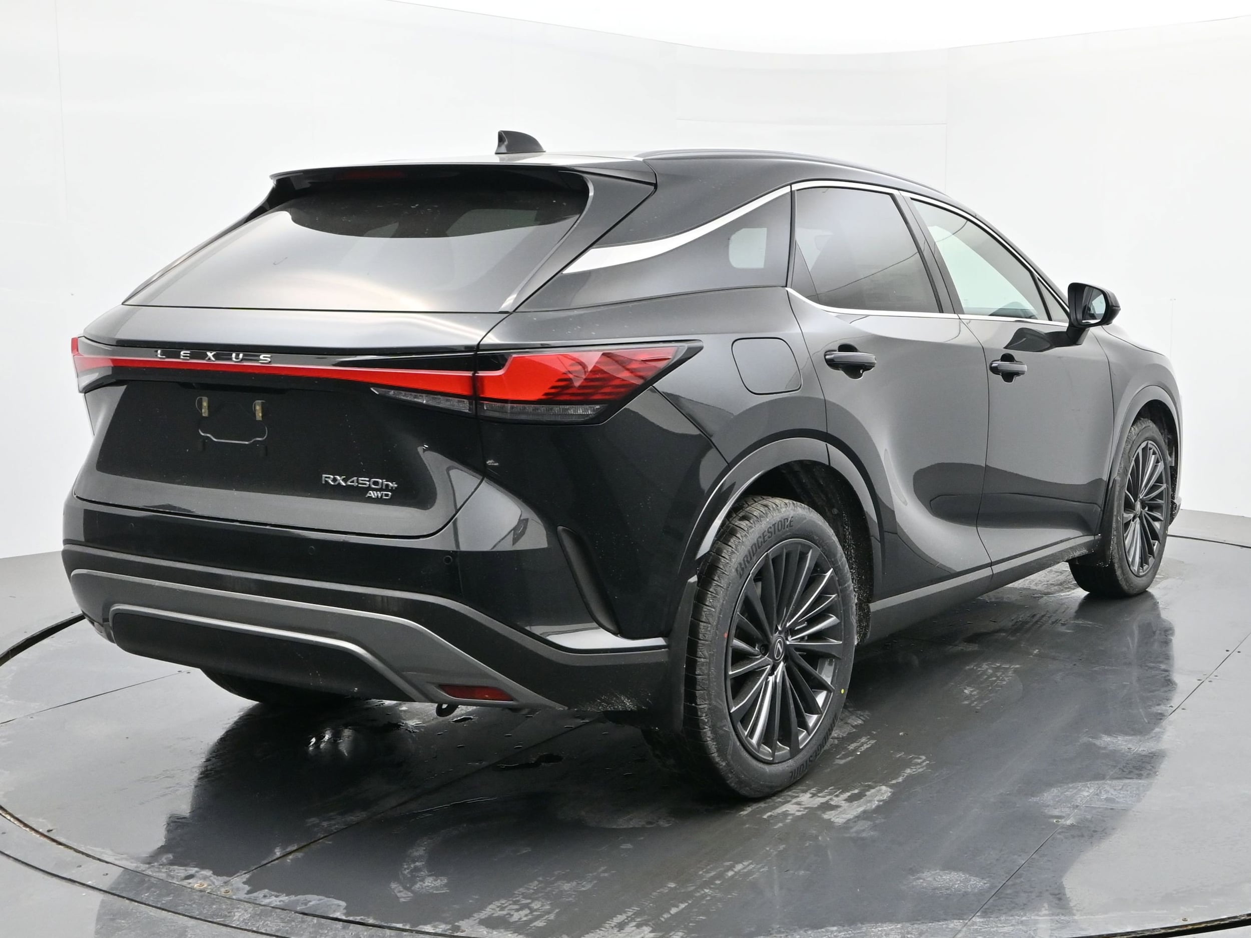 2026 Lexus RX 450h+ Premium - Photo 5