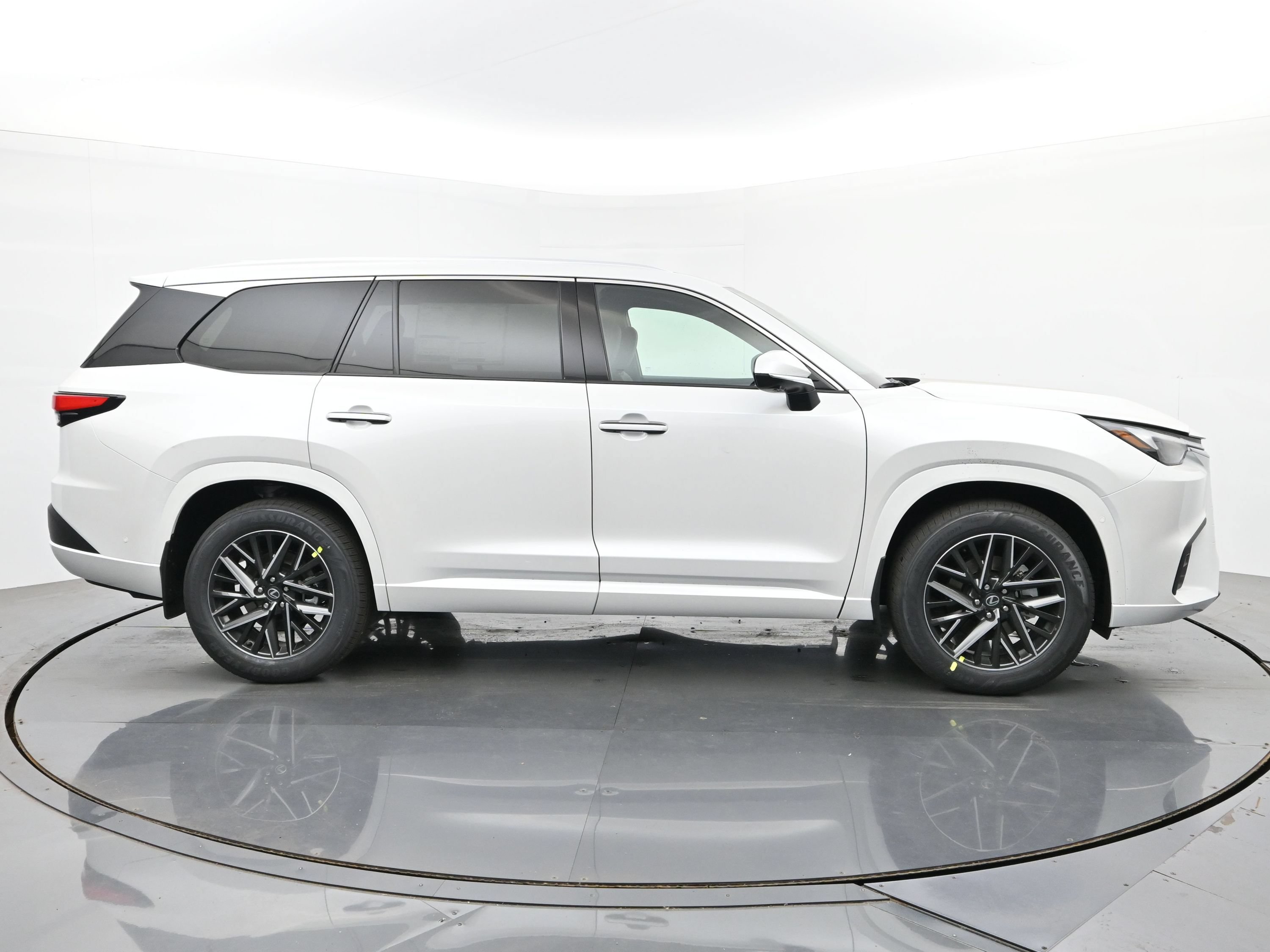 2026 Lexus TX 6