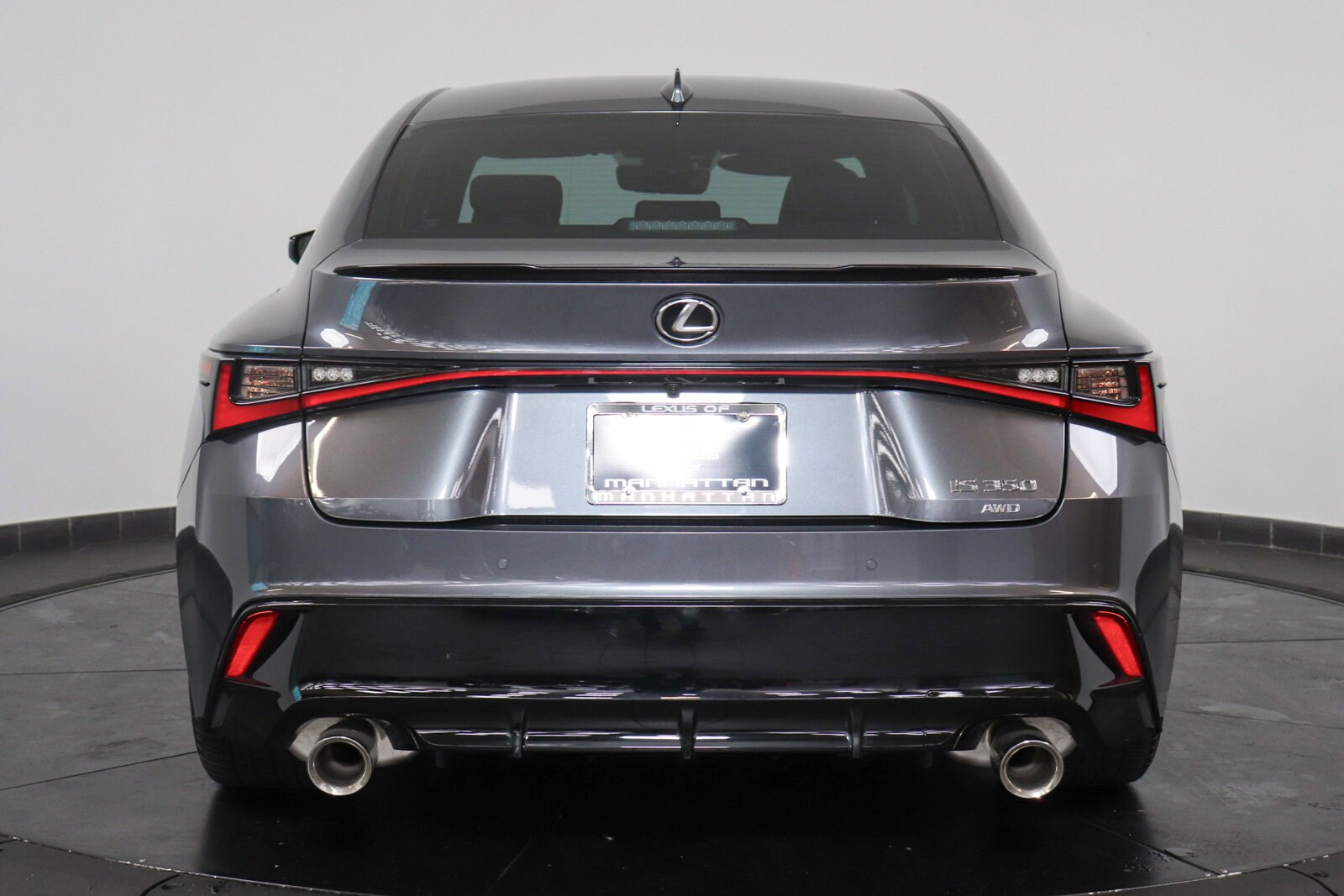 2022 Lexus IS 350 F SPORT photo 4