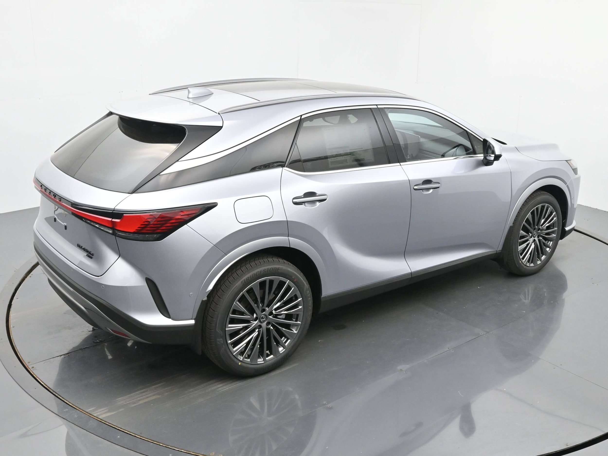 2026 Lexus RX 450h+ Luxury - Photo 27