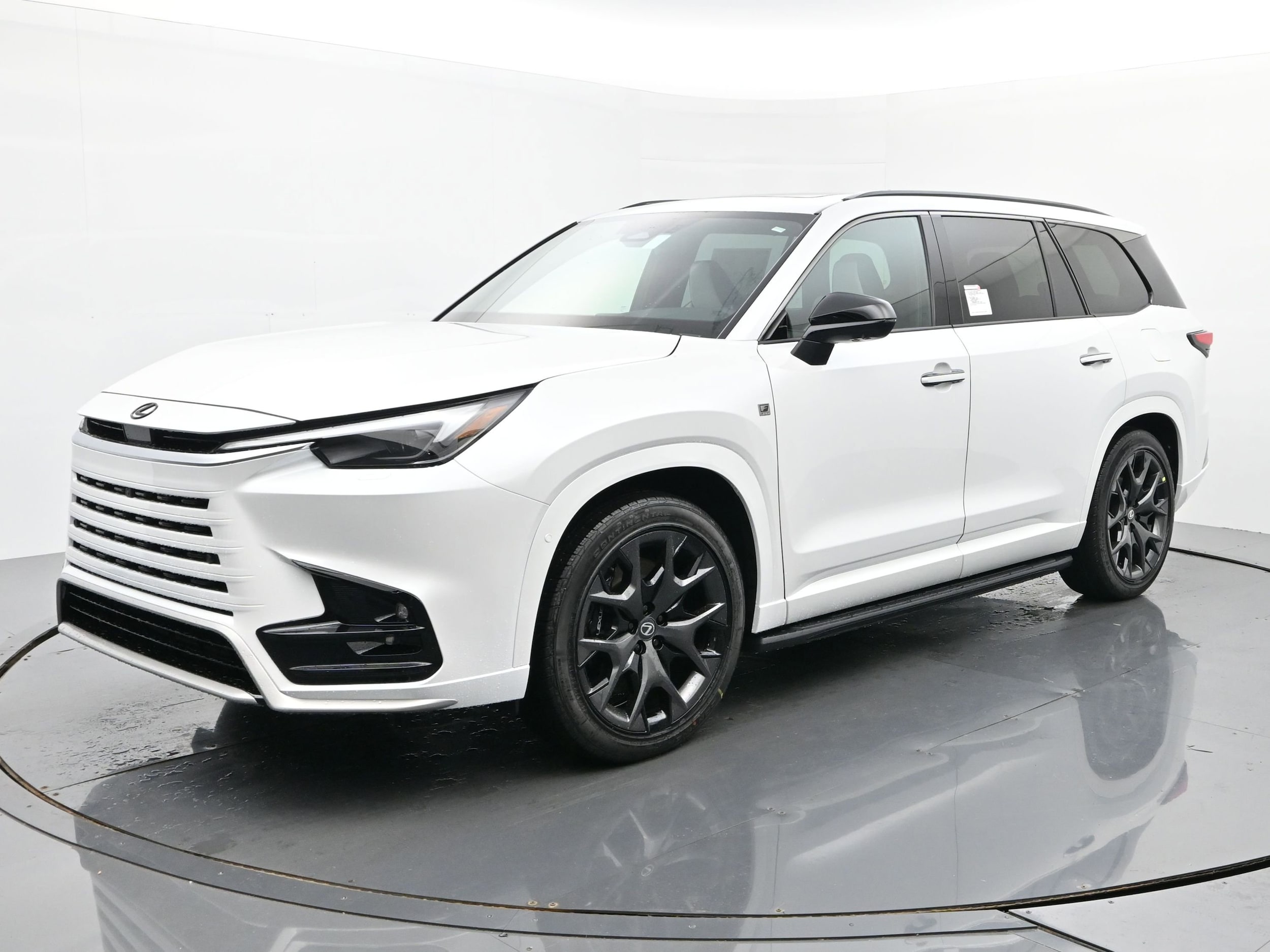 2026 Lexus TX Hybrid's photo