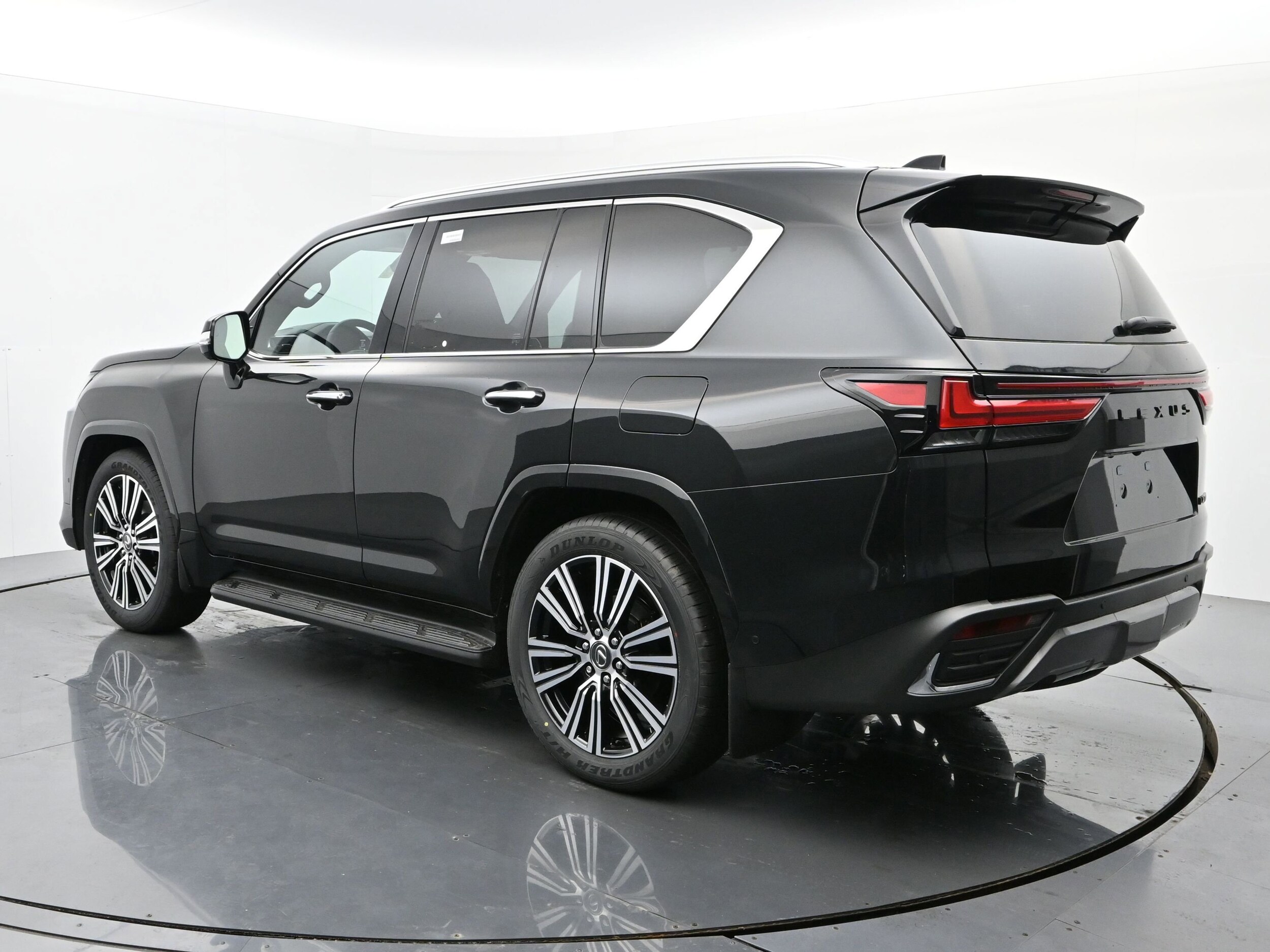 2025 Lexus LX Luxury photo 2