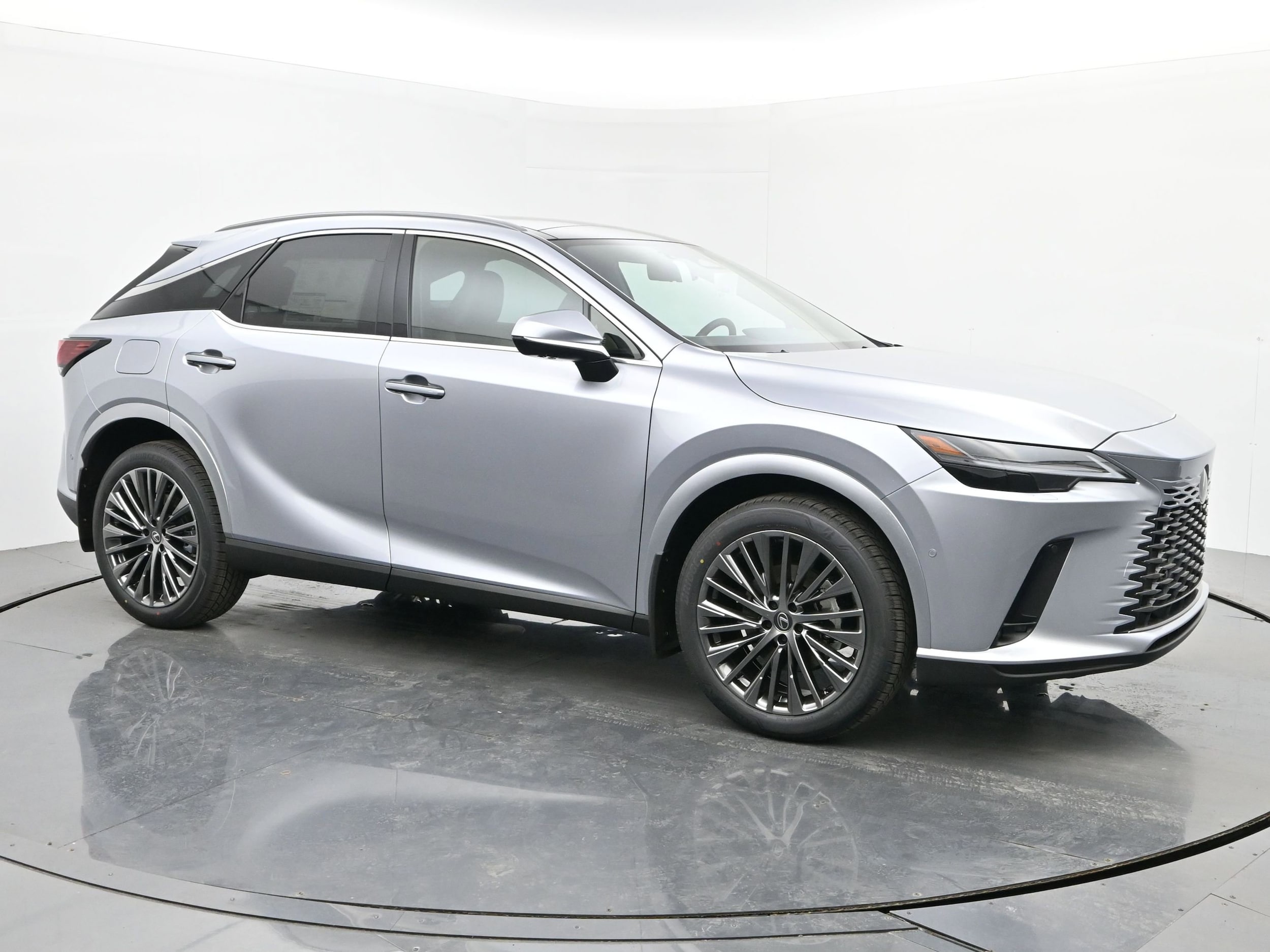 2026 Lexus RX 450h+ Luxury - Photo 7