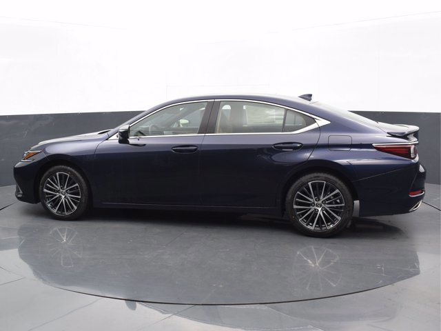 Used 2022 Lexus ES 350 with VIN 58ADZ1B13NU126117 for sale in New York, NY