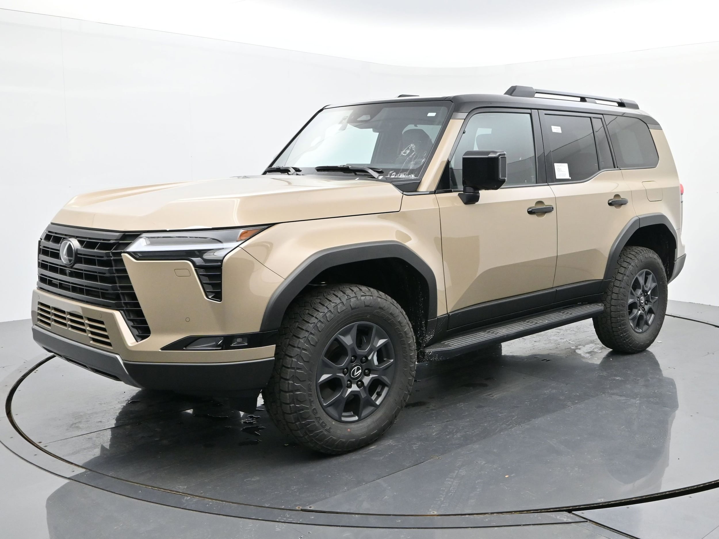 2025 Lexus GX Overtrail's photo