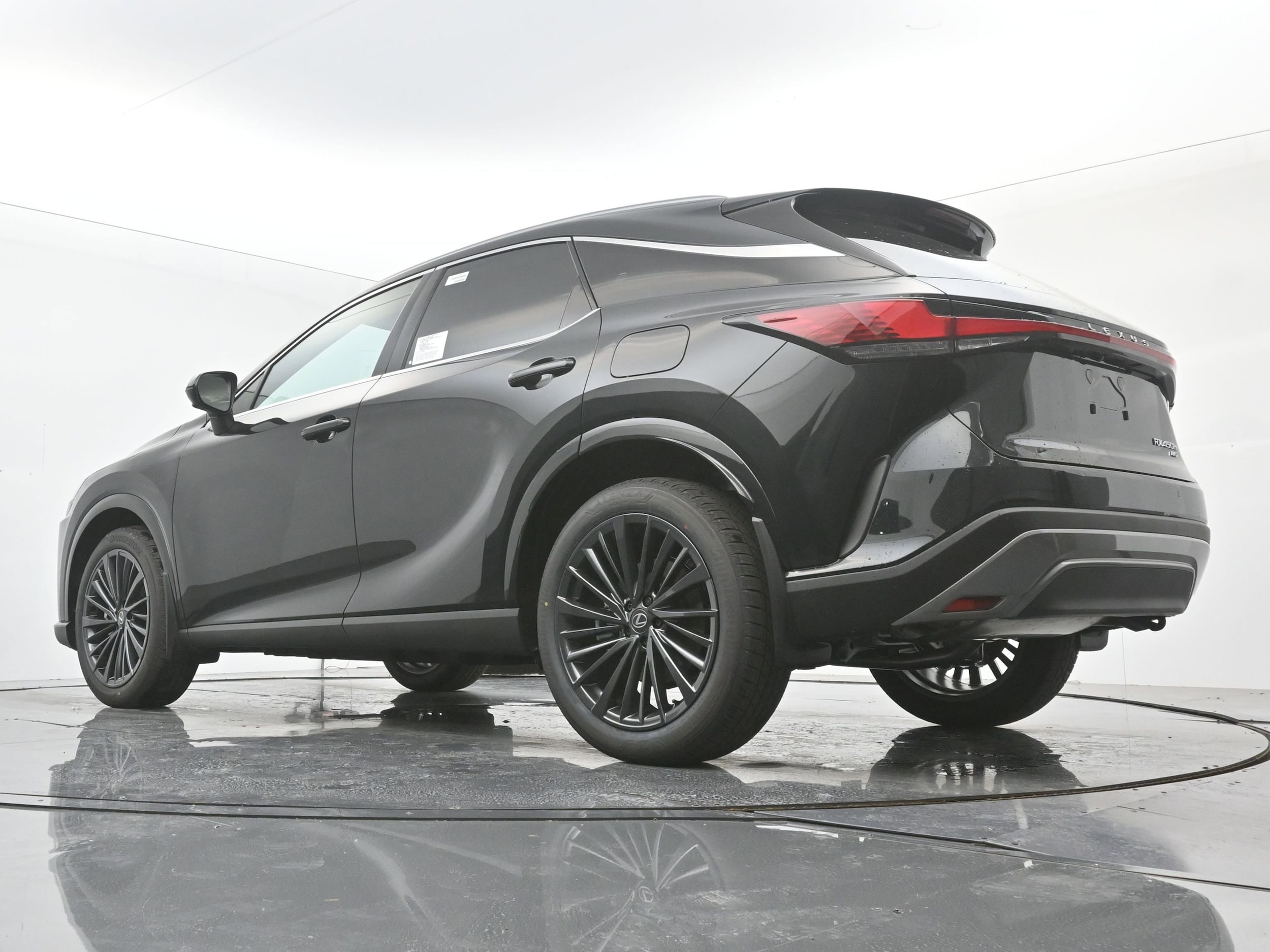 2026 Lexus RX 450h+ Premium - Photo 17
