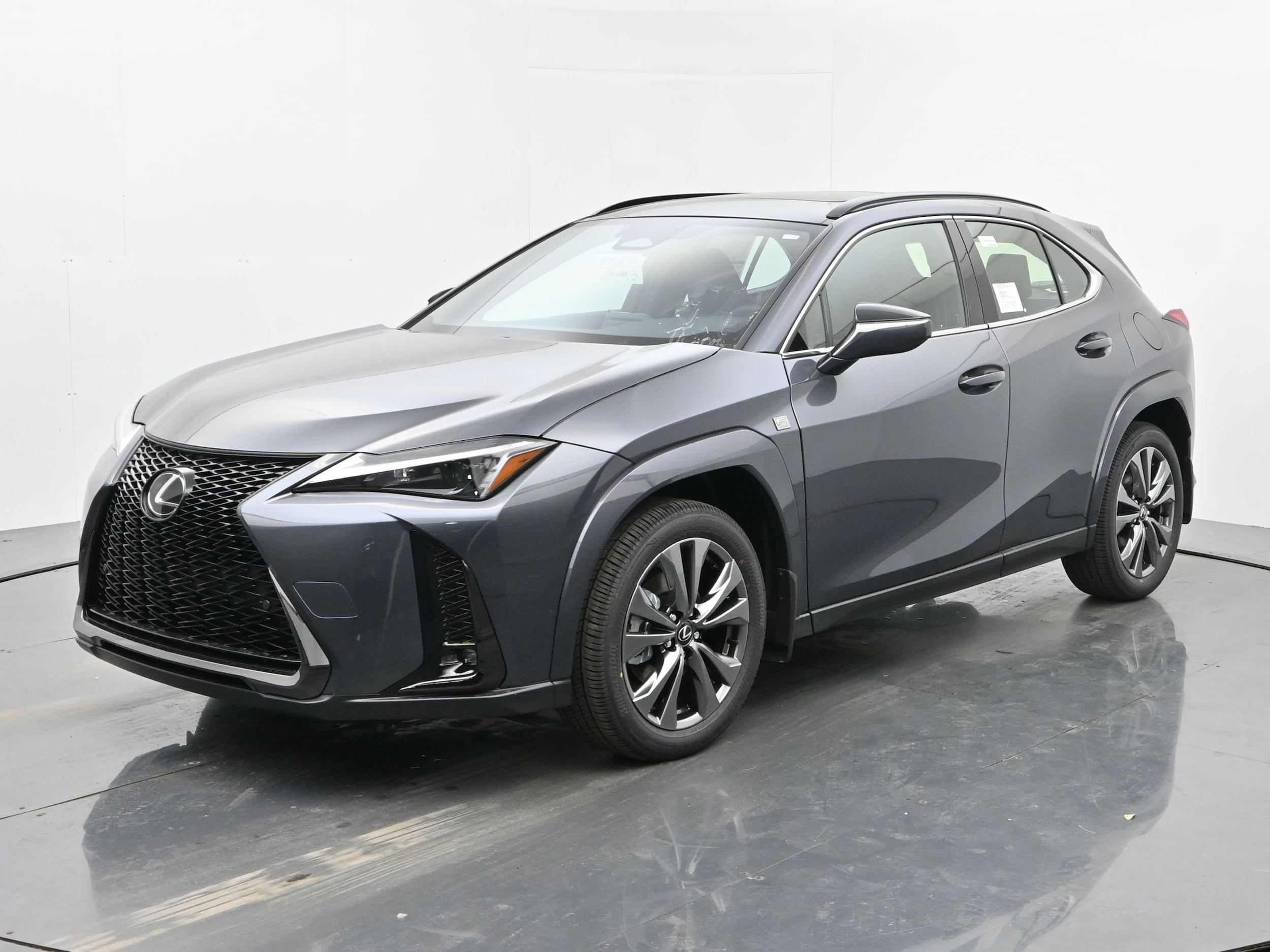 2026 Lexus UX 300h 300h F Sport Design AWD's photo
