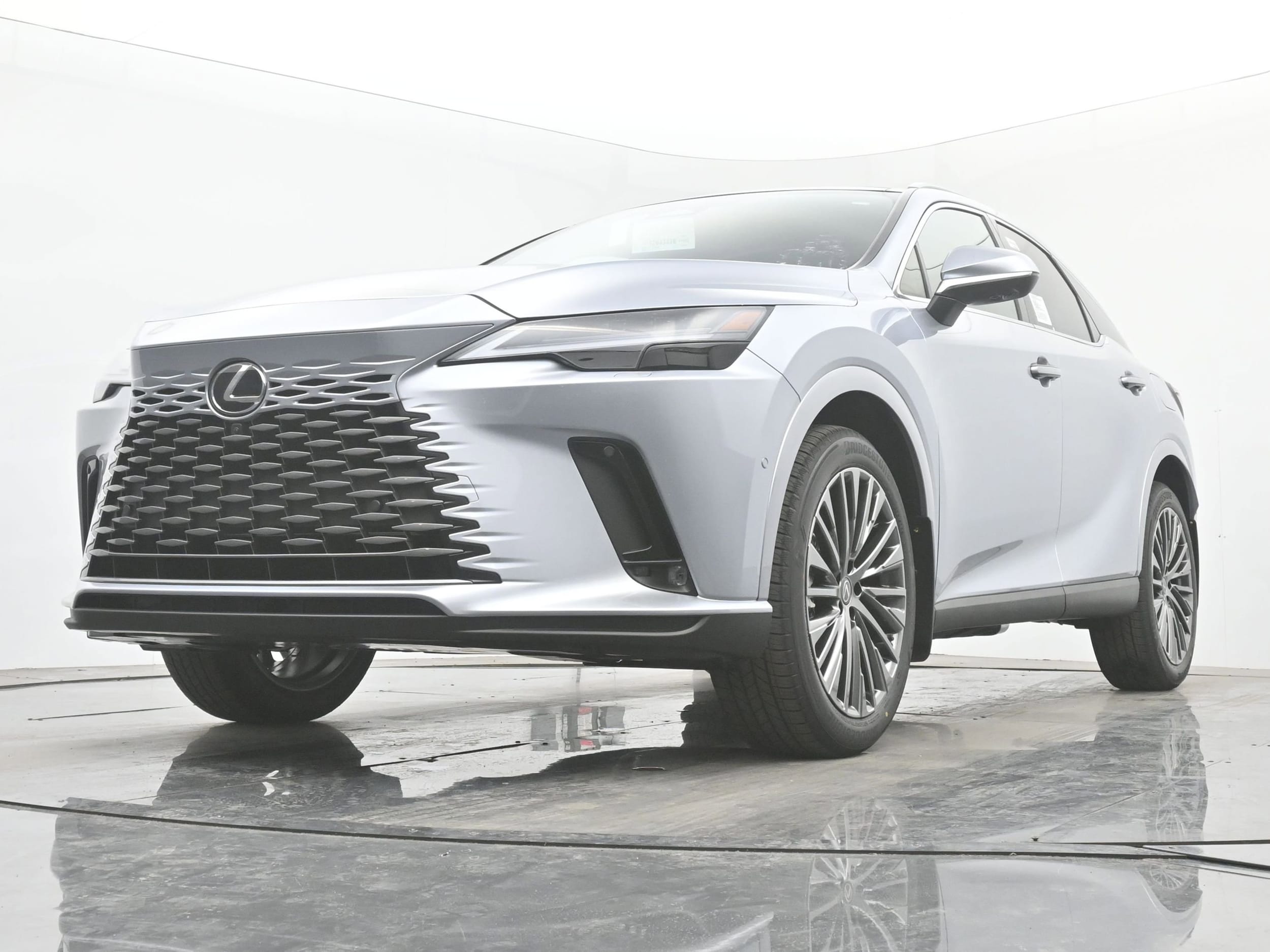 2026 Lexus RX 450h+ Luxury - Photo 15