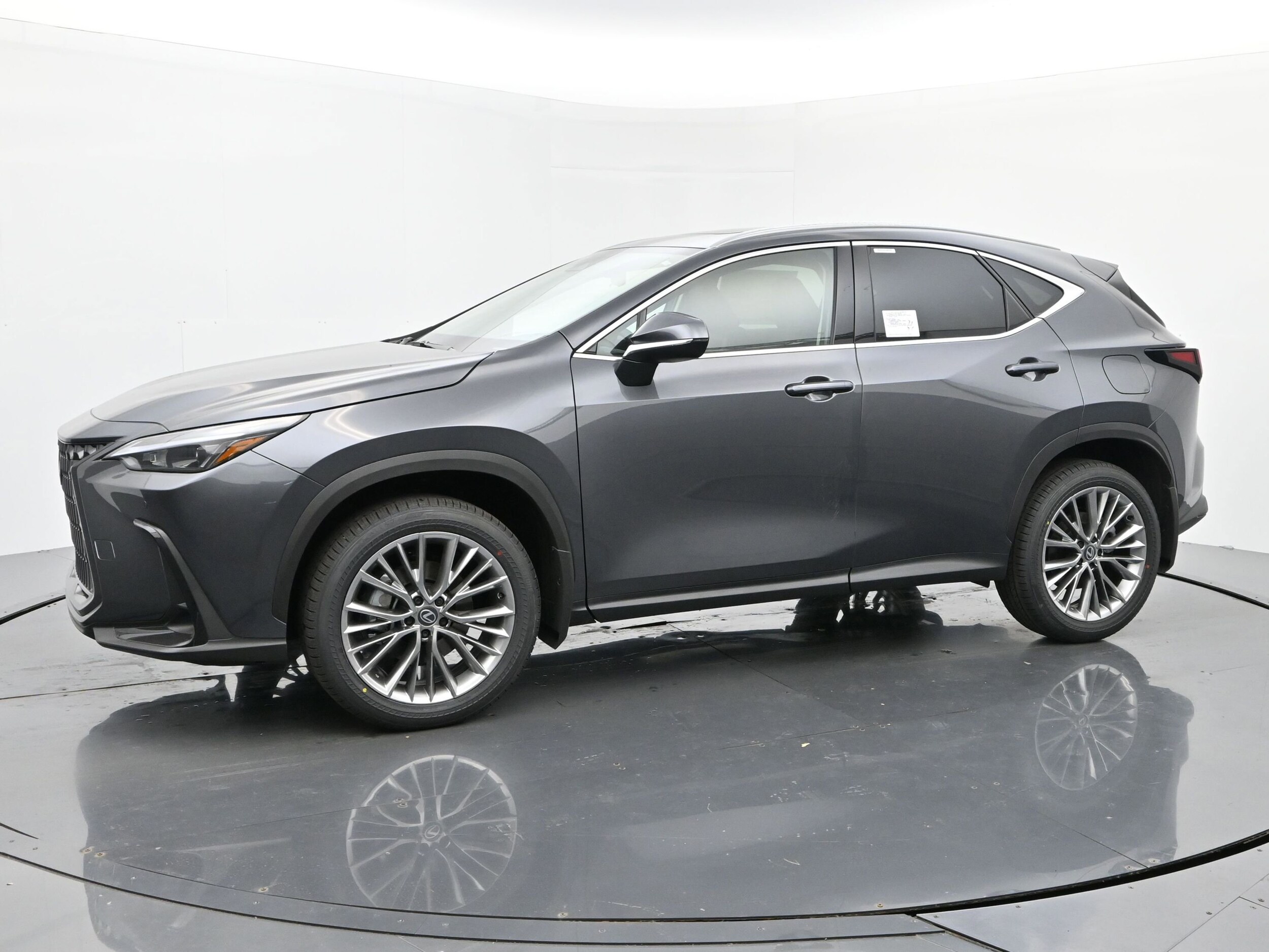 2026 Lexus NX 350 Premium AWD photo 2