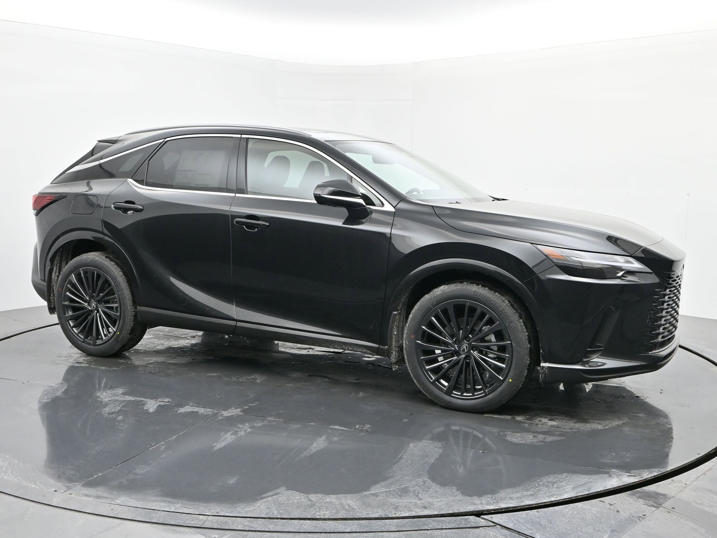 2026 Lexus RX 450h+ Premium - Photo 7